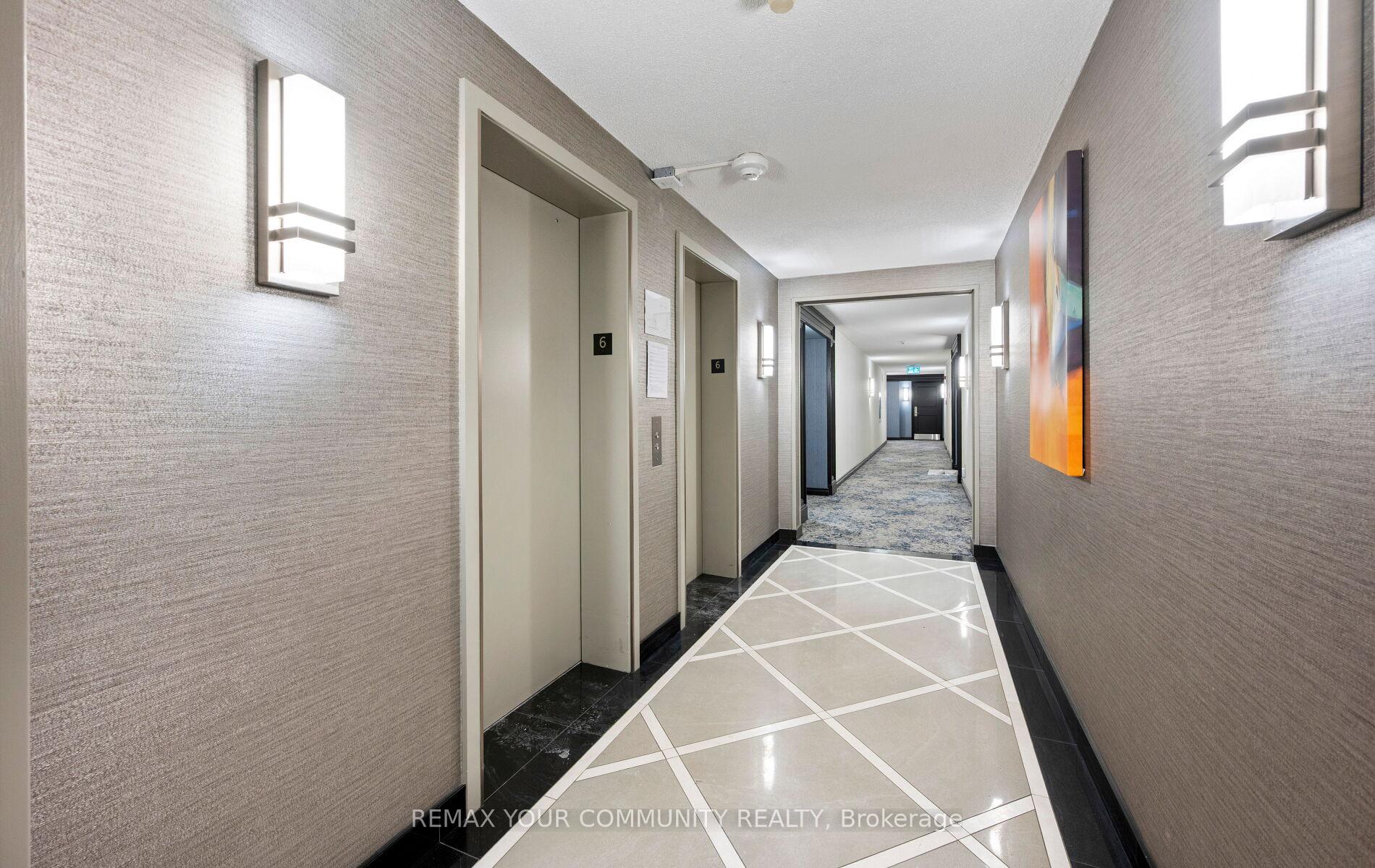 Photo 5 of Unit 606, 14924 Yonge Street, Aurora, Aurora Highlands — HOMEH