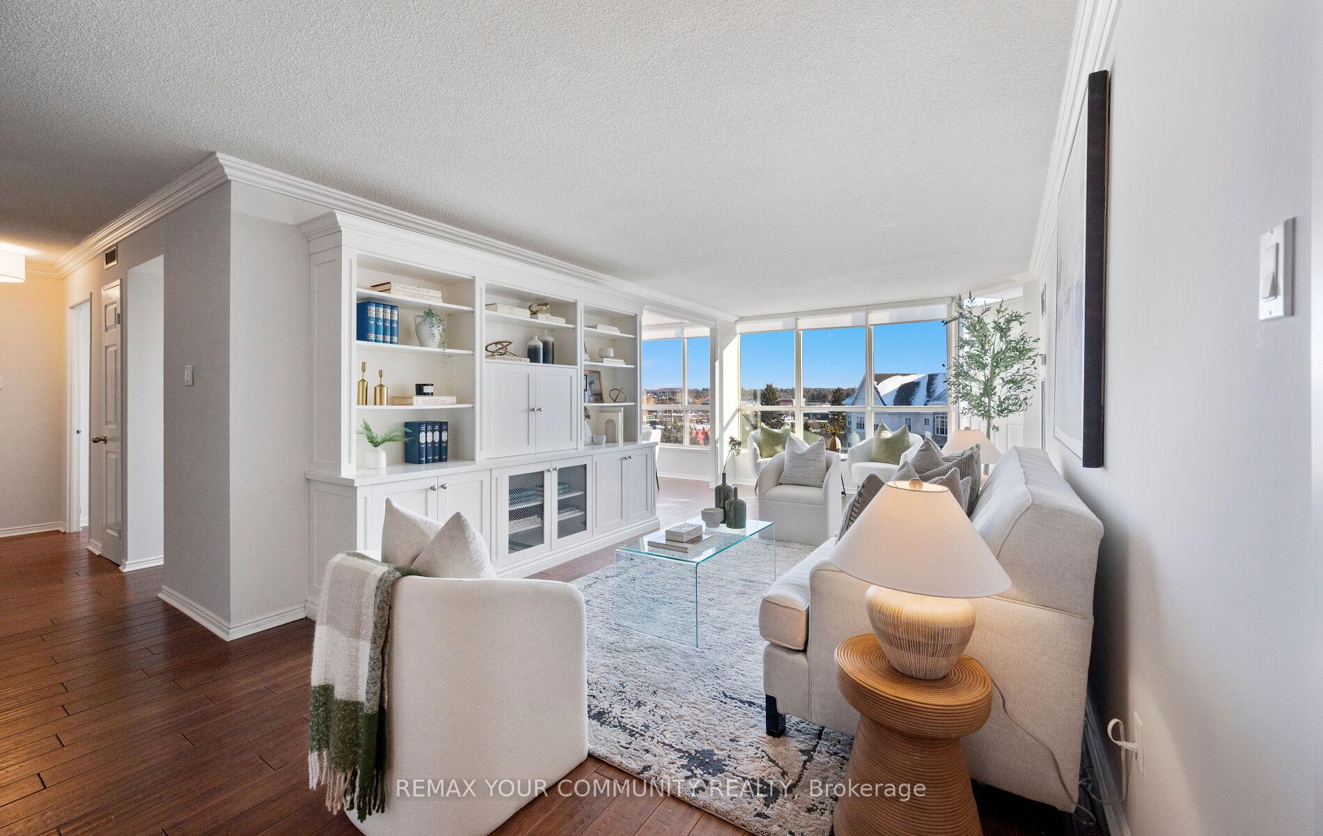 Photo 9 of Unit 606, 14924 Yonge Street, Aurora, Aurora Highlands — HOMEH