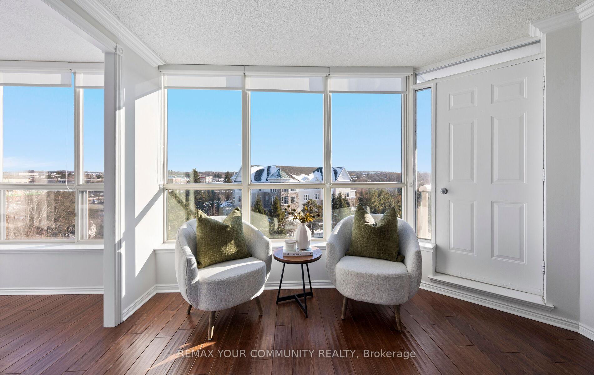 Photo 11 of Unit 606, 14924 Yonge Street, Aurora, Aurora Highlands — HOMEH