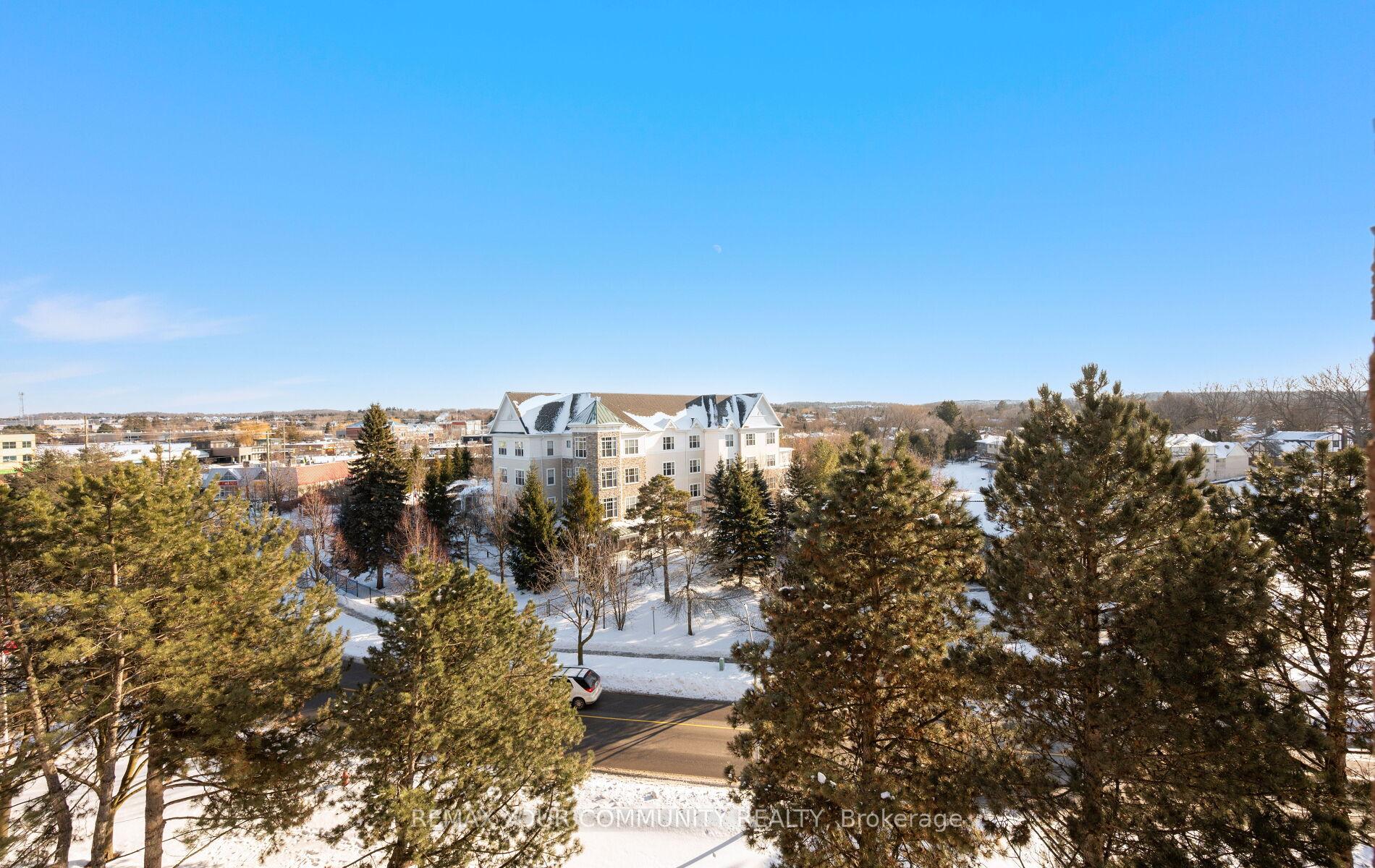 Photo 35 of Unit 606, 14924 Yonge Street, Aurora, Aurora Highlands — HOMEH