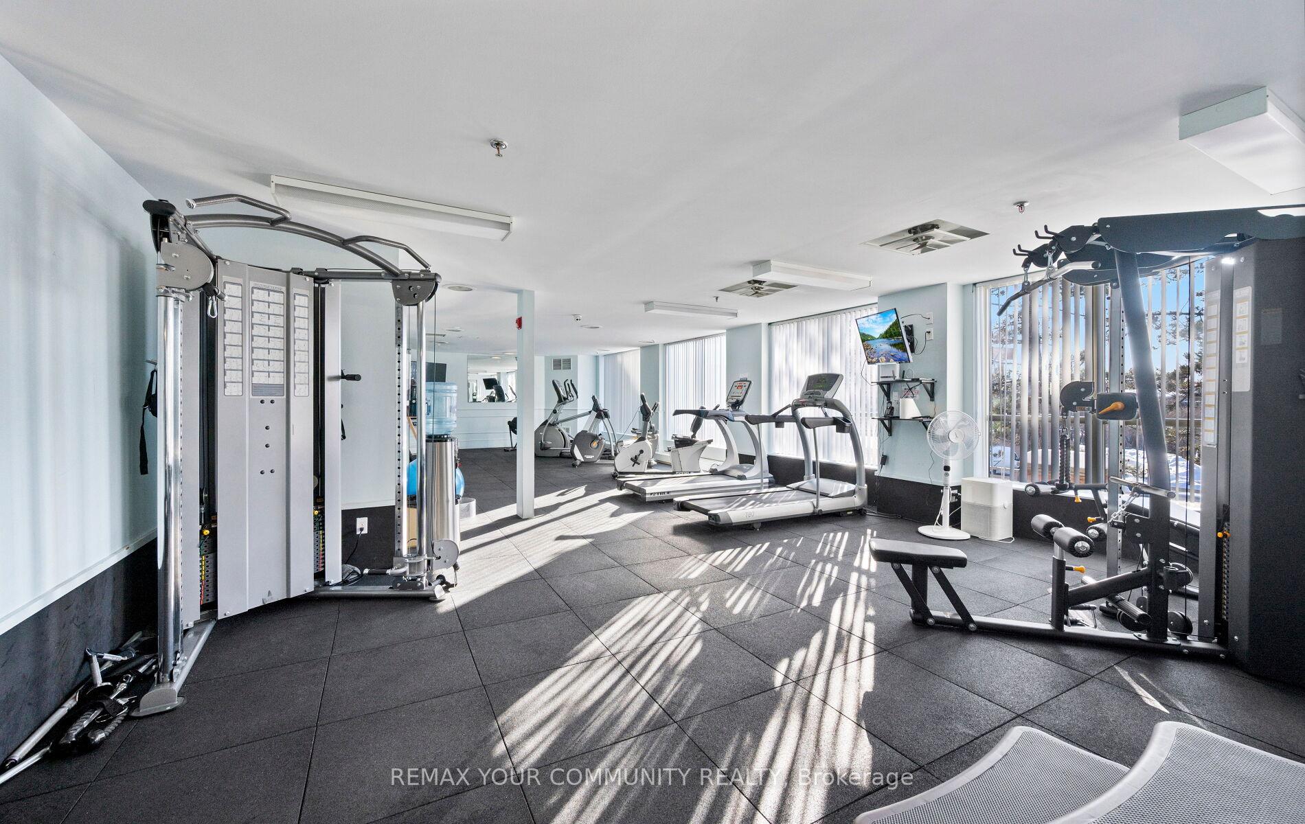 Photo 39 of Unit 606, 14924 Yonge Street, Aurora, Aurora Highlands — HOMEH
