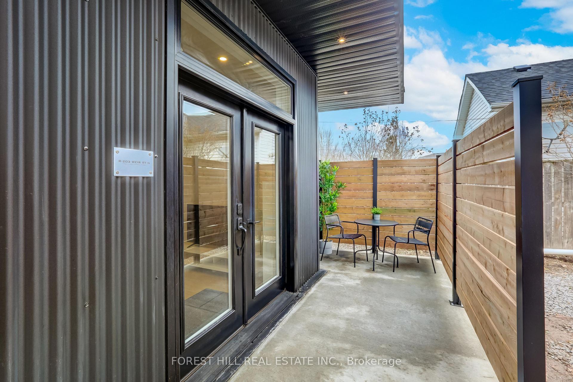Photo 2 of Unit R, 203 Weir Street, Hamilton, Homeside — HOMEH