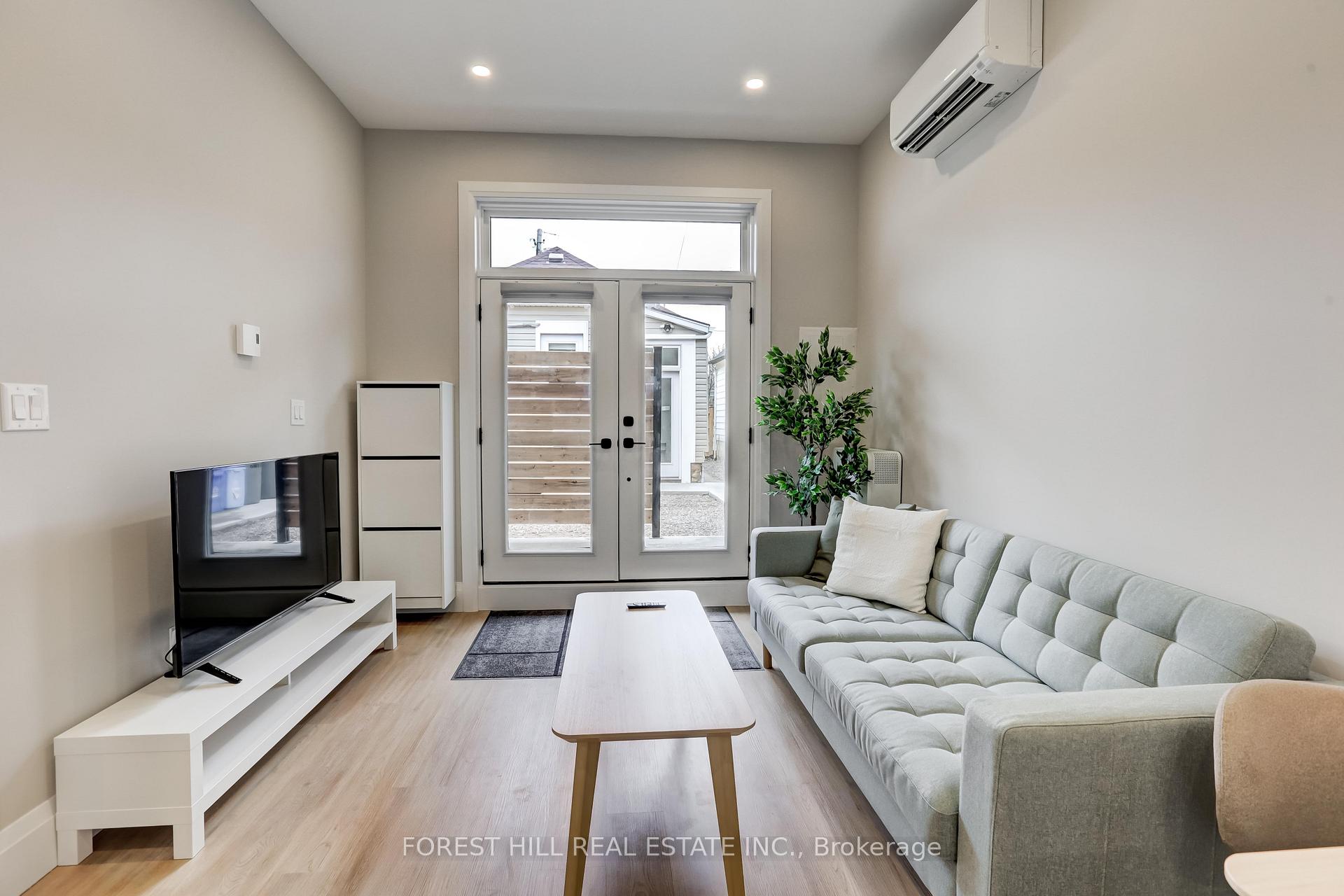 Photo 4 of Unit R, 203 Weir Street, Hamilton, Homeside — HOMEH