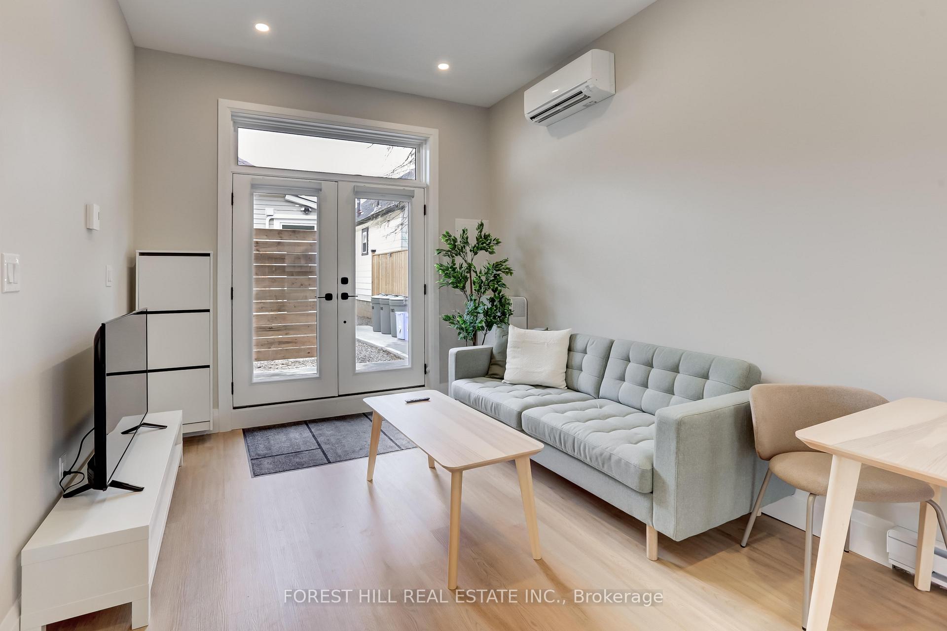 Photo 5 of Unit R, 203 Weir Street, Hamilton, Homeside — HOMEH