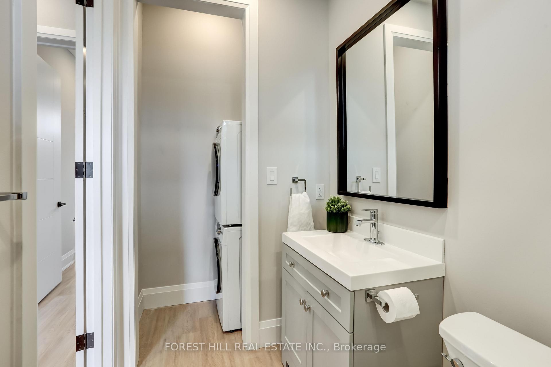 Photo 17 of Unit R, 203 Weir Street, Hamilton, Homeside — HOMEH