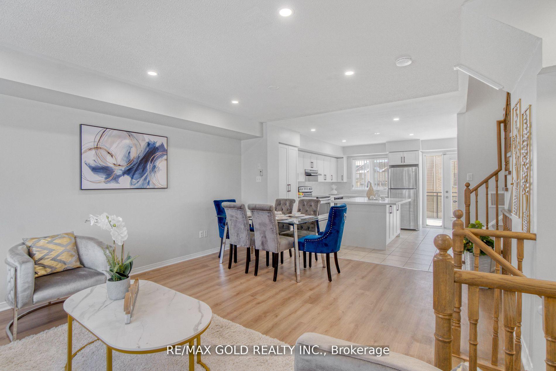 Photo 11 of Unit 49, 60 Fairwood Circle, Brampton, Sandringham-Wellington — HOMEH