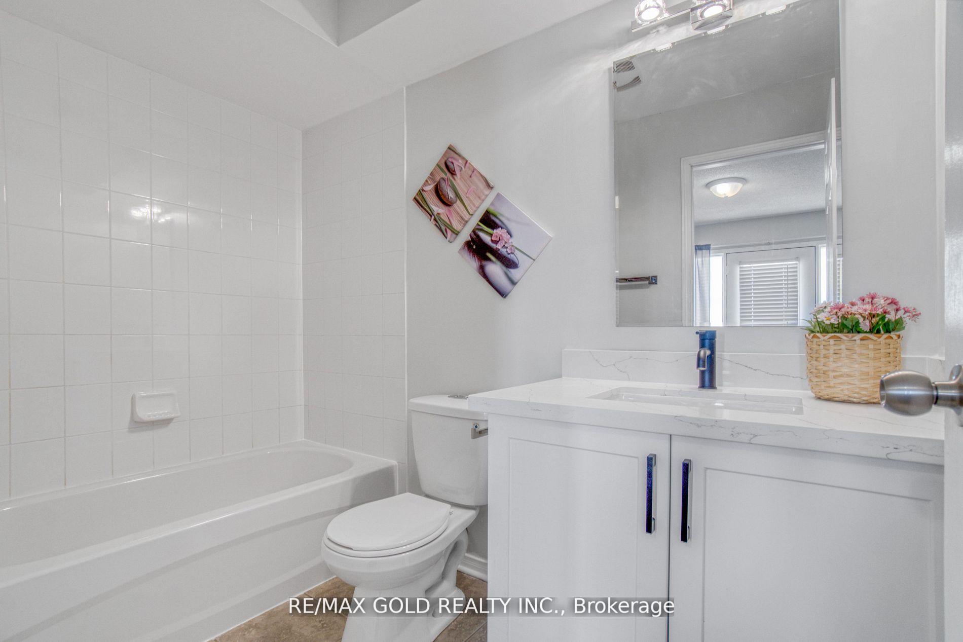Photo 26 of Unit 49, 60 Fairwood Circle, Brampton, Sandringham-Wellington — HOMEH