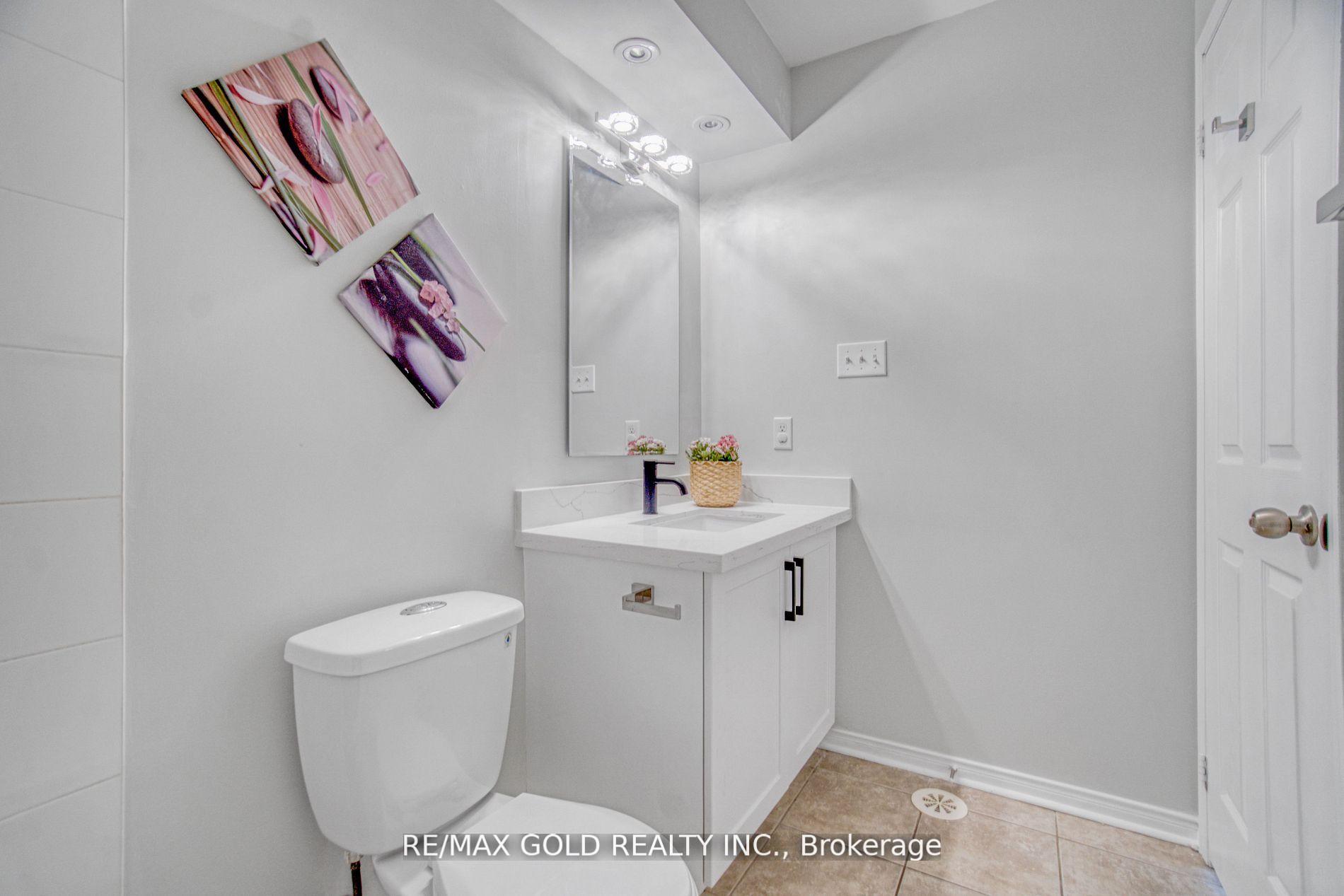 Photo 27 of Unit 49, 60 Fairwood Circle, Brampton, Sandringham-Wellington — HOMEH