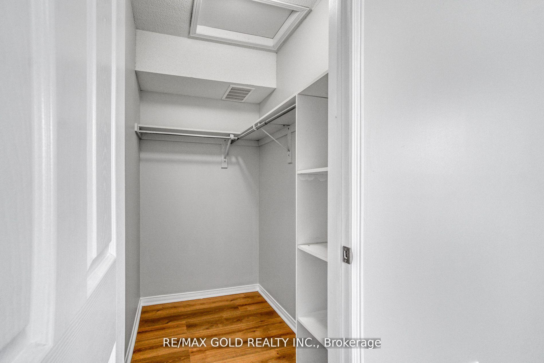 Photo 30 of Unit 49, 60 Fairwood Circle, Brampton, Sandringham-Wellington — HOMEH
