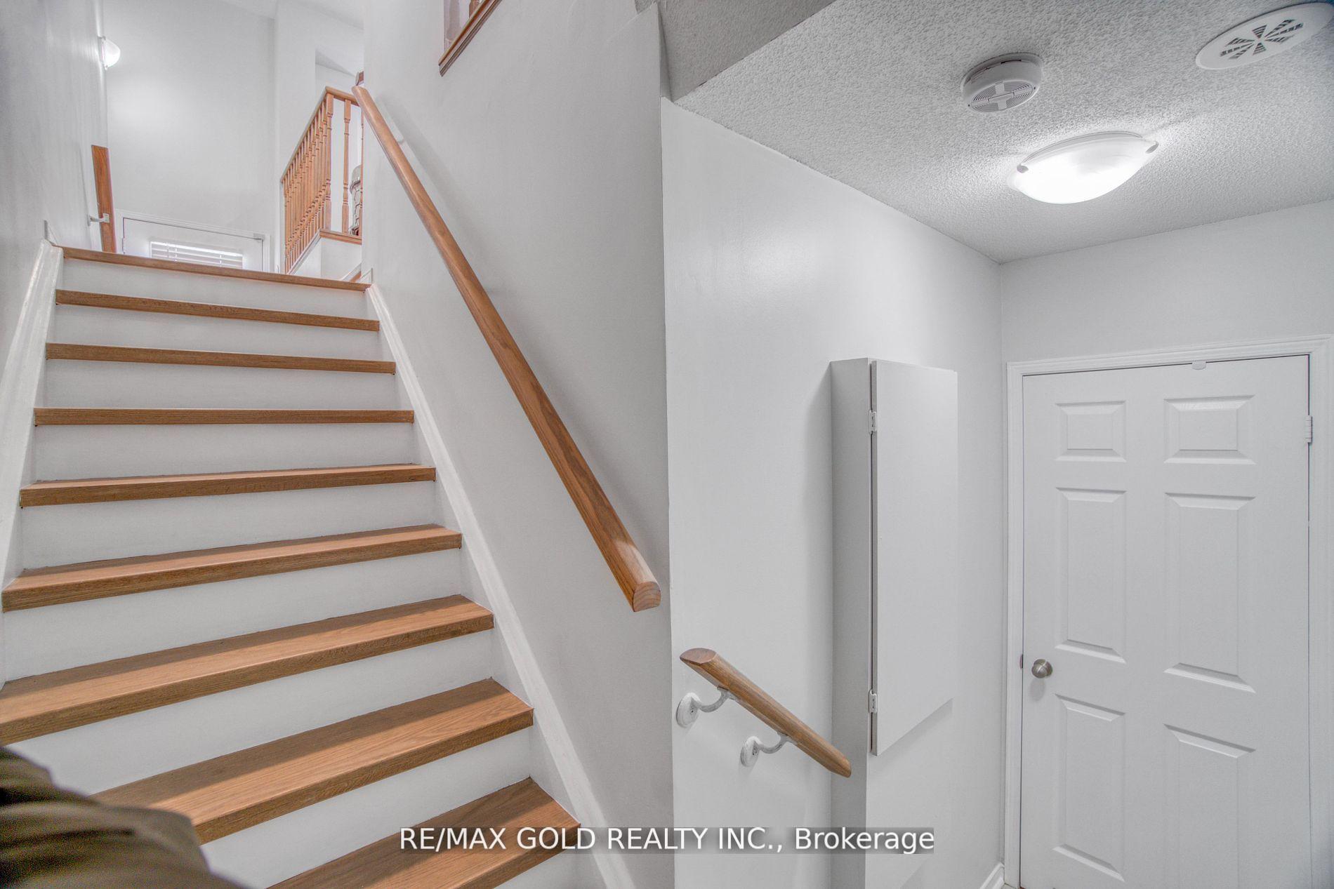 Photo 33 of Unit 49, 60 Fairwood Circle, Brampton, Sandringham-Wellington — HOMEH