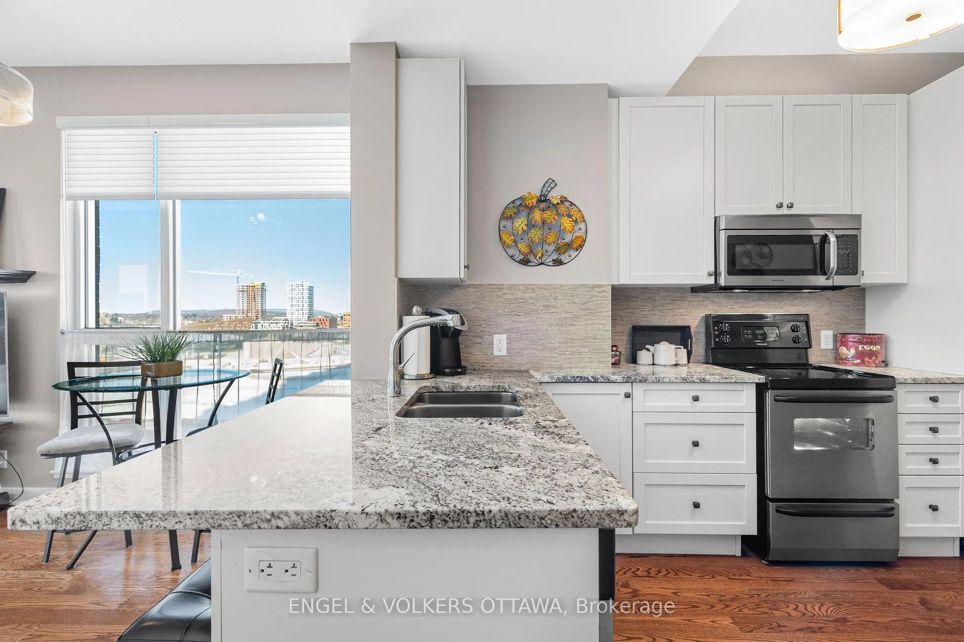 Photo 7 of Unit 806, 300C Lett Street, Ottawa, West Centre Town — HOMEH