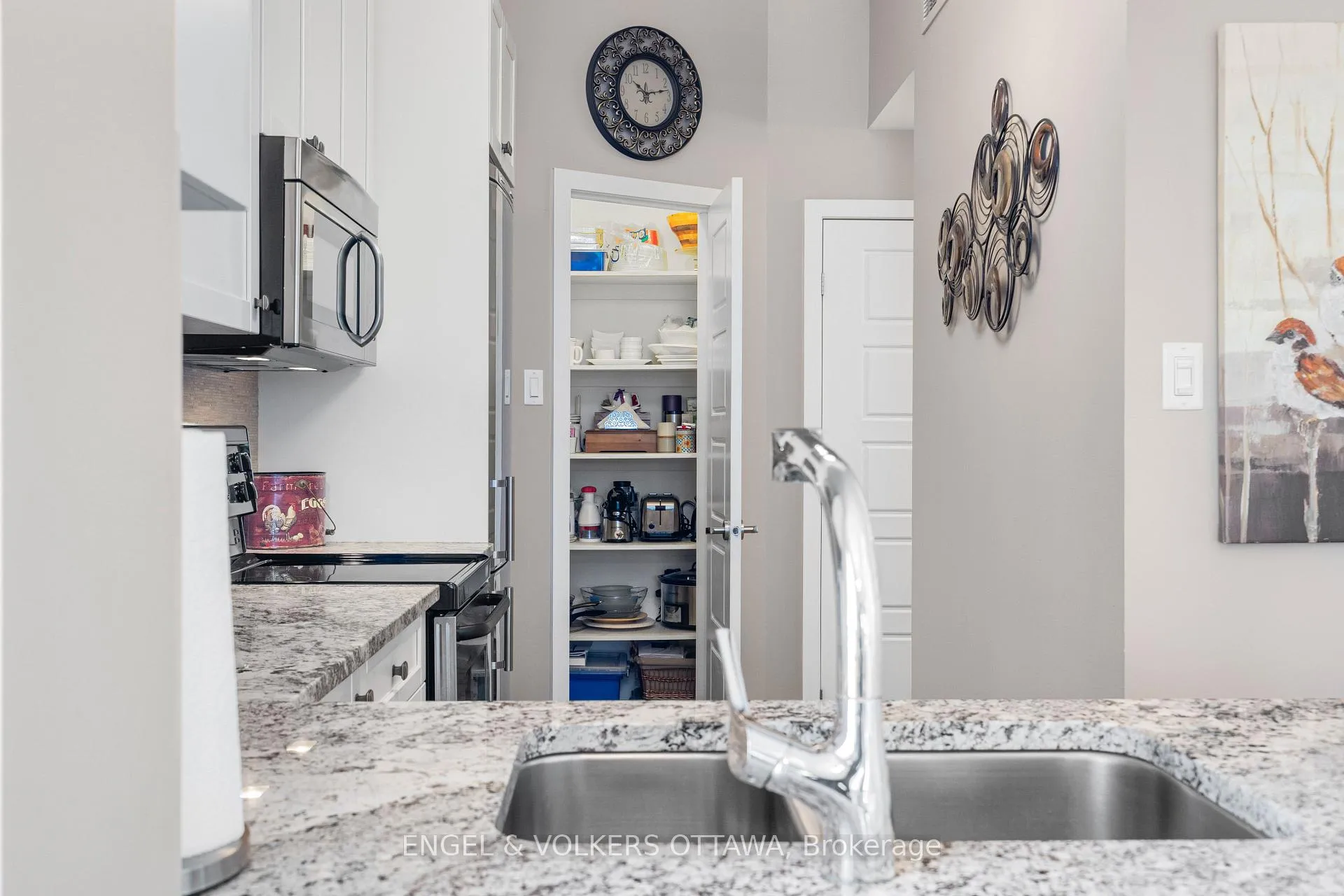 Photo 16 of Unit 806, 300C Lett Street, Ottawa, West Centre Town — HOMEH