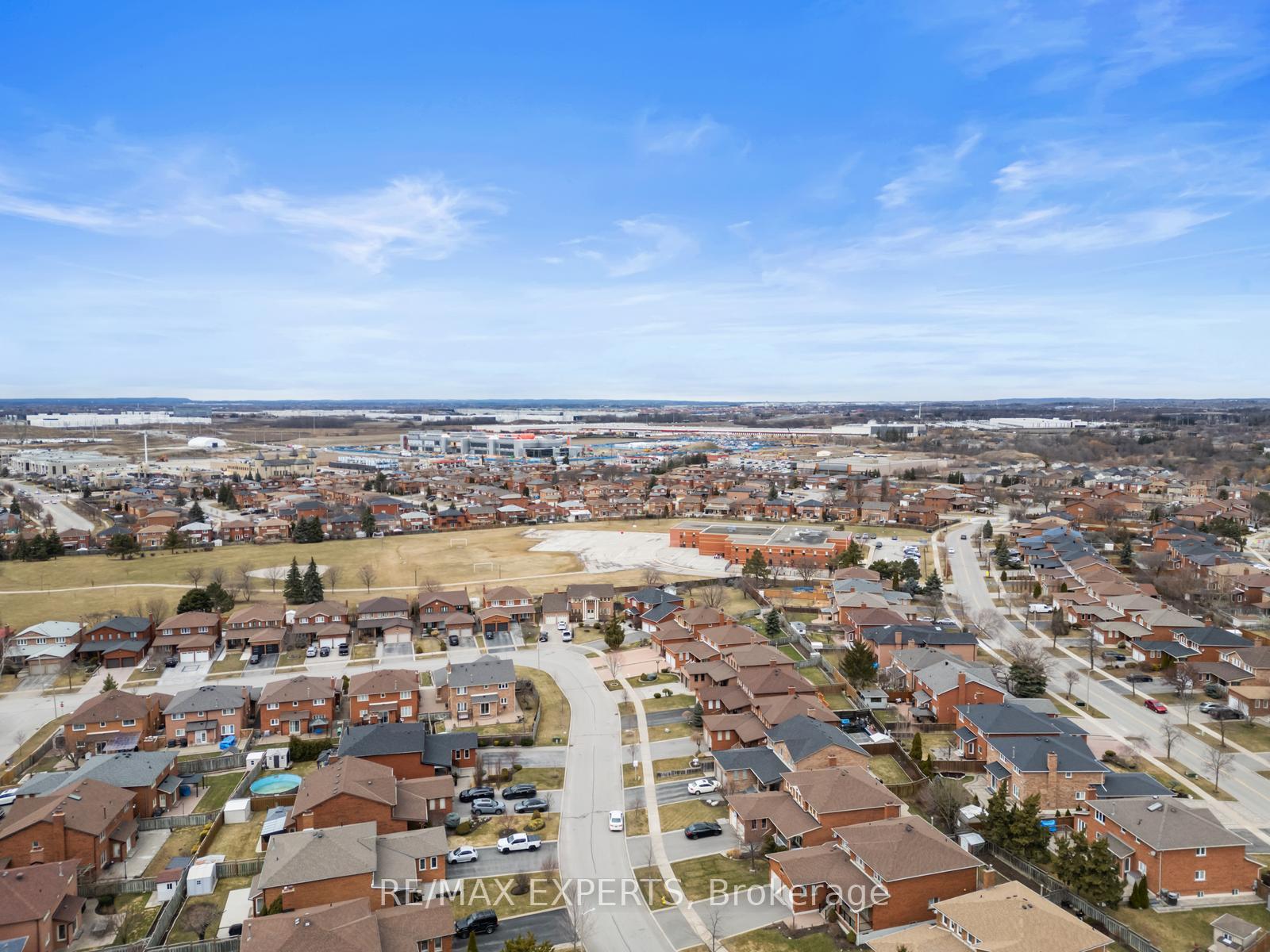Photo 84 of 135 Coronation Street, Vaughan, West Woodbridge — HOMEH