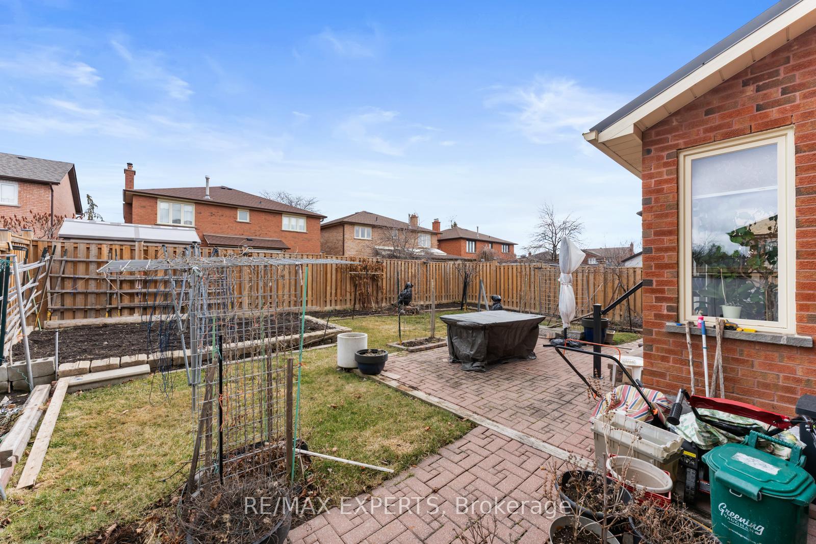 Photo 78 of 135 Coronation Street, Vaughan, West Woodbridge — HOMEH
