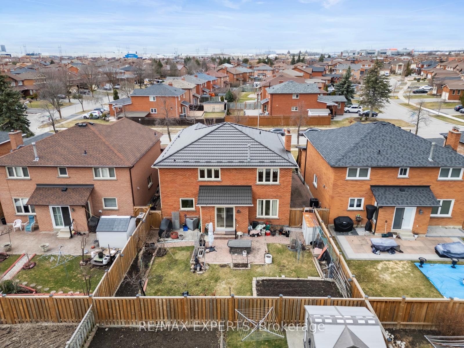 Photo 86 of 135 Coronation Street, Vaughan, West Woodbridge — HOMEH