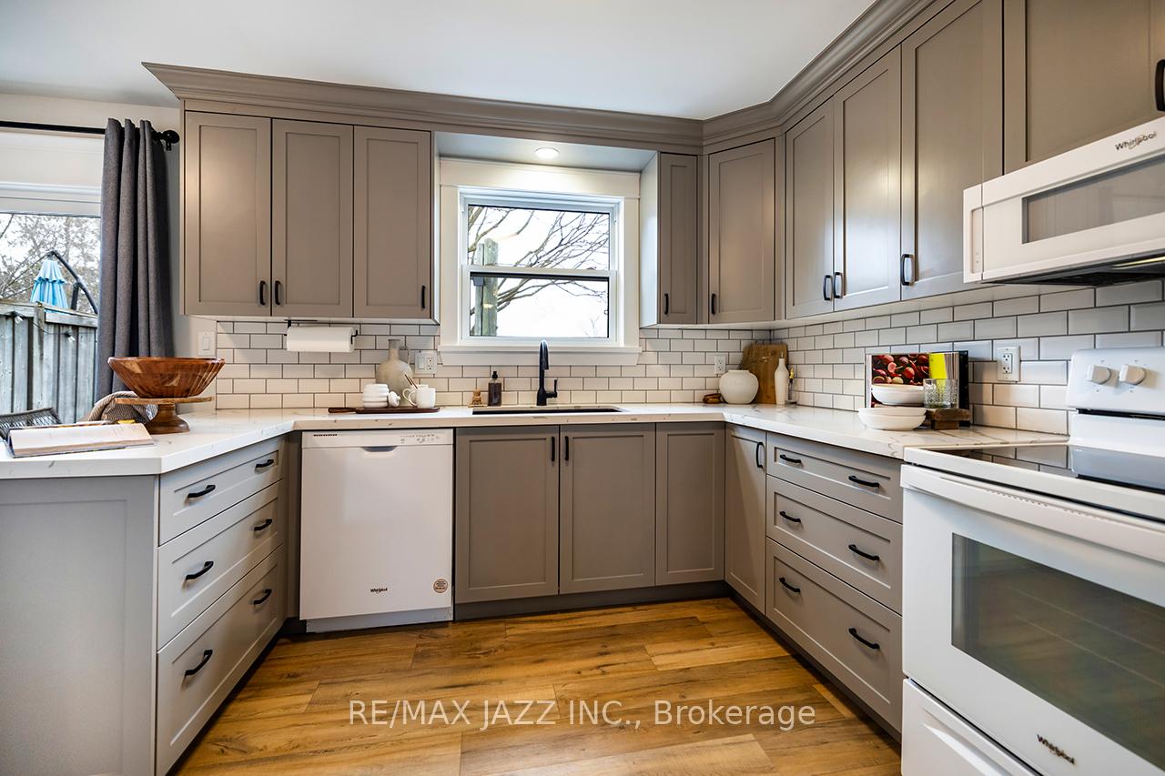 Photo 9 of 425 Kenny Court, Scugog, Port Perry — HOMEH
