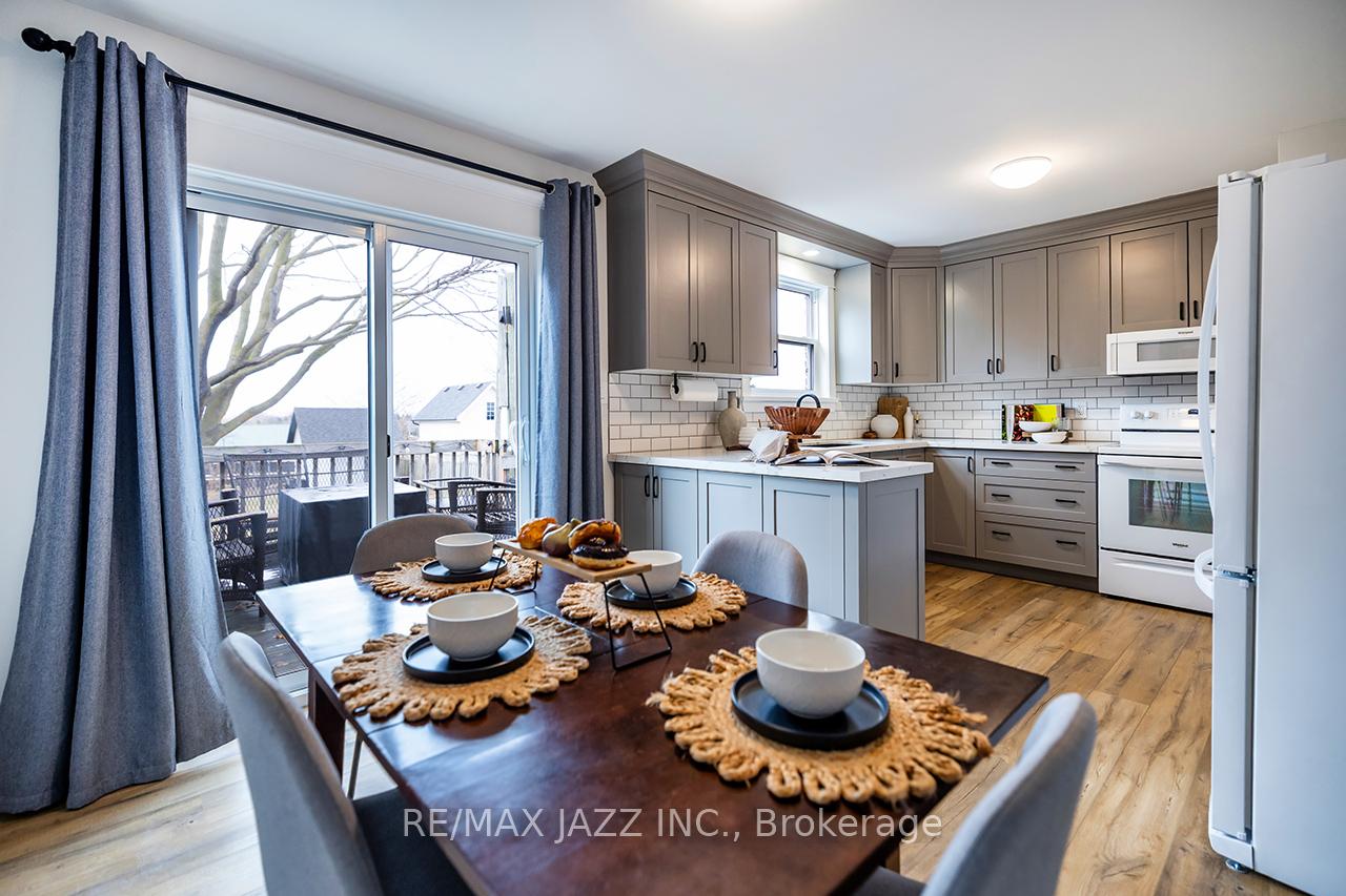 Photo 10 of 425 Kenny Court, Scugog, Port Perry — HOMEH