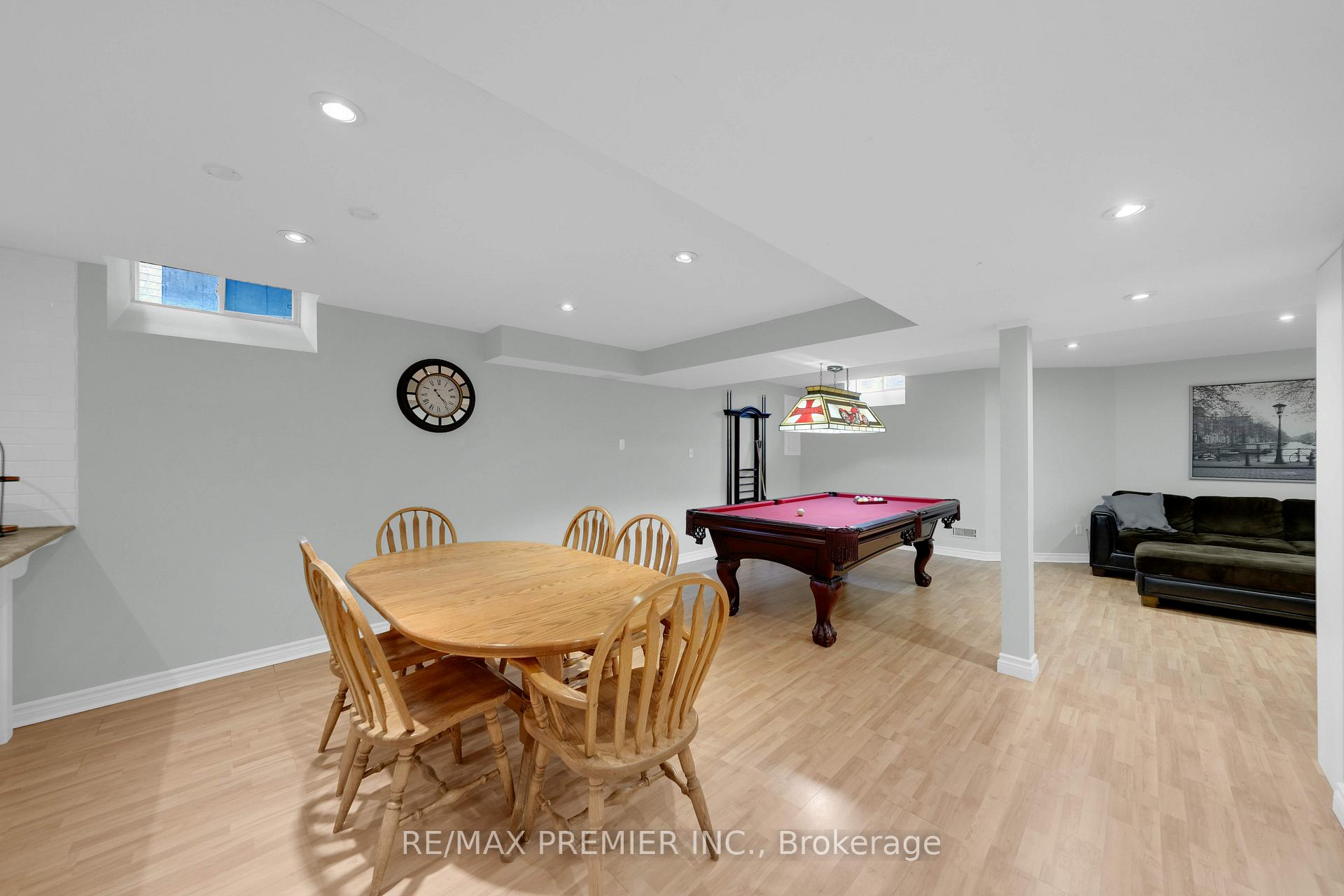 Photo 34 of 2 Strattonvale Court, Caledon, Bolton North — HOMEH