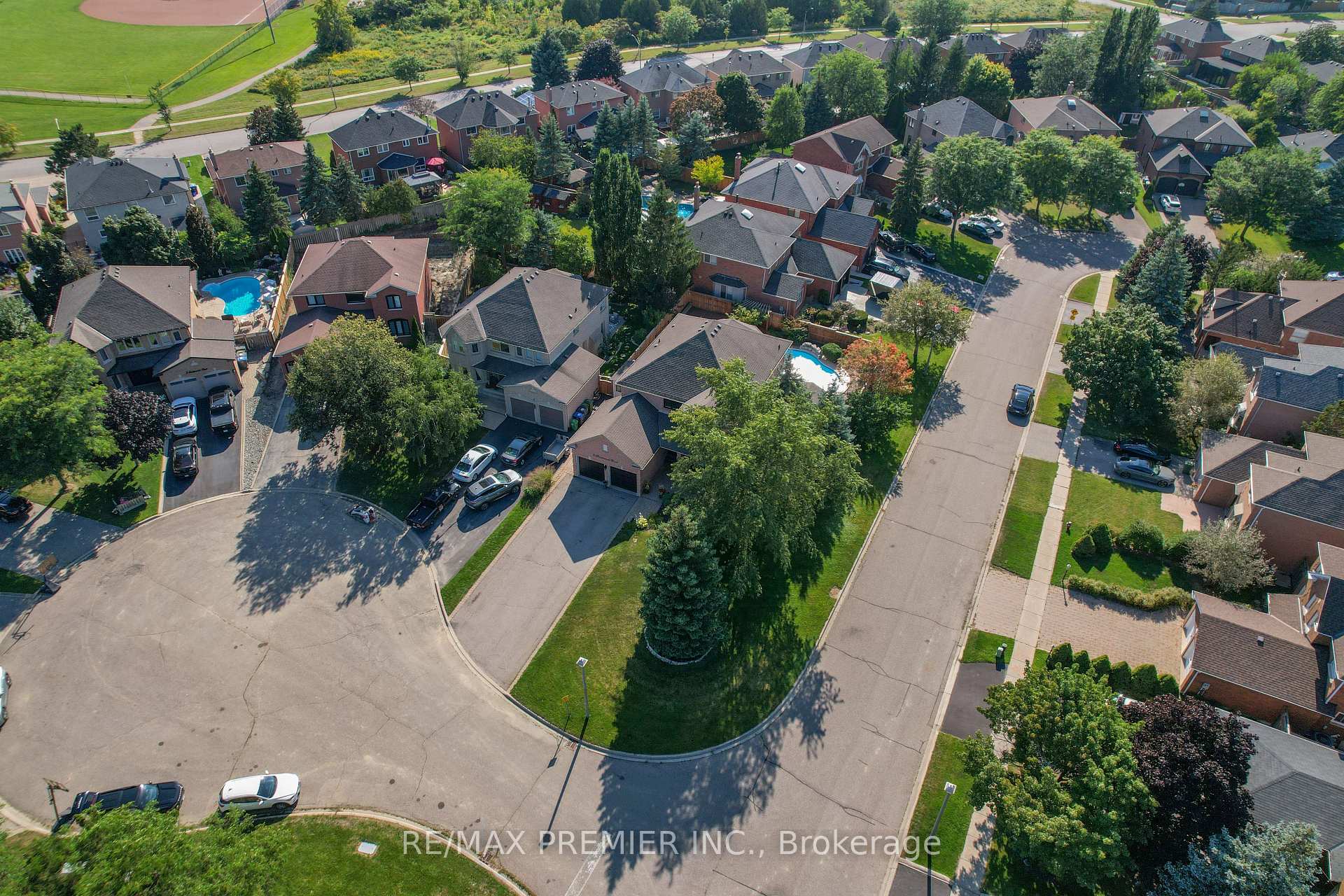 Photo 46 of 2 Strattonvale Court, Caledon, Bolton North — HOMEH