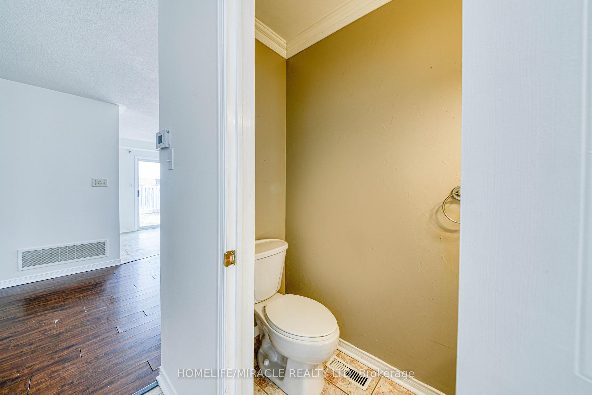 Photo 69 of 1564 Woodgate Trail, Oshawa, Samac — HOMEH