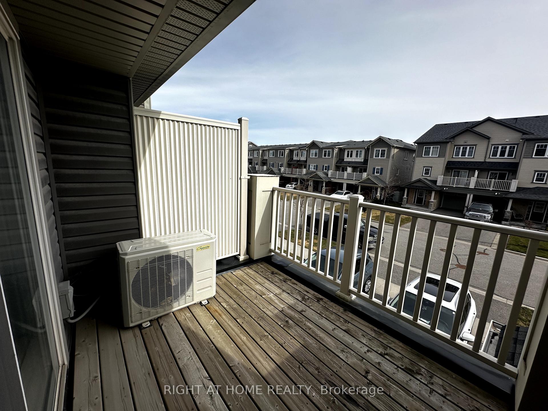 Photo 22 of 27 Nearco Crescent, Oshawa, Windfields — HOMEH