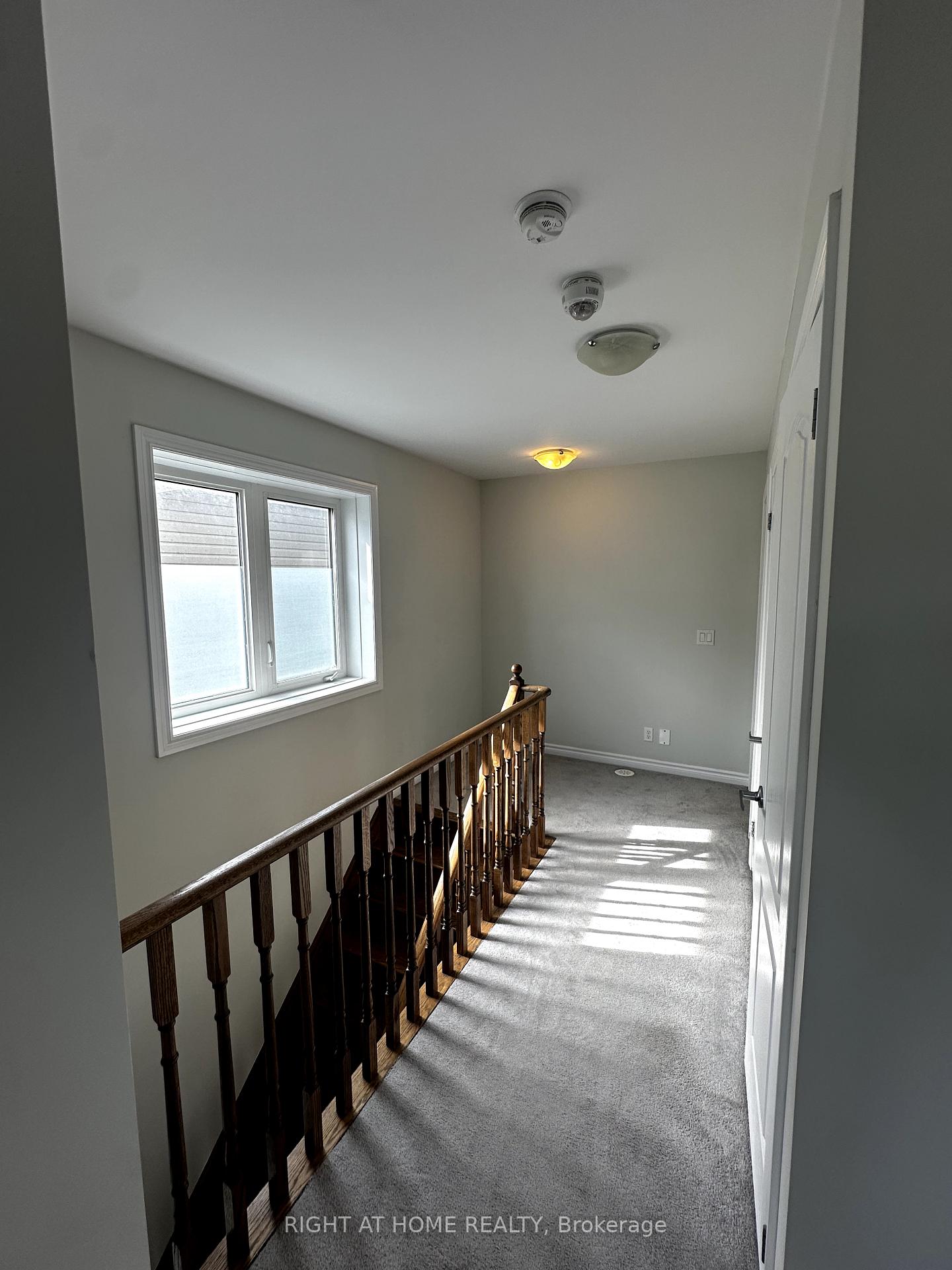Photo 23 of 27 Nearco Crescent, Oshawa, Windfields — HOMEH