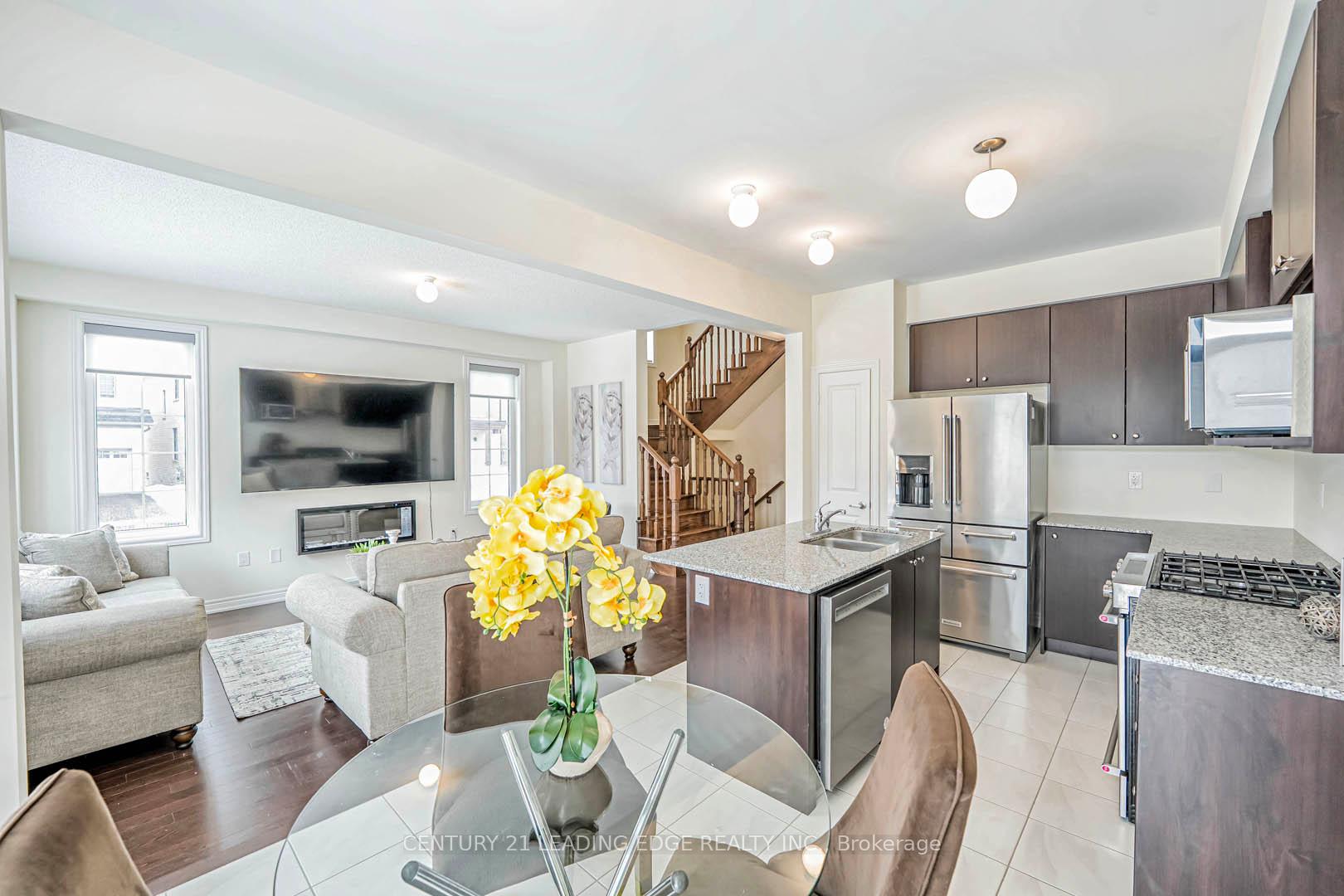 Photo 17 of 1 O'Reilly Street, Whitby, Rural Whitby — HOMEH