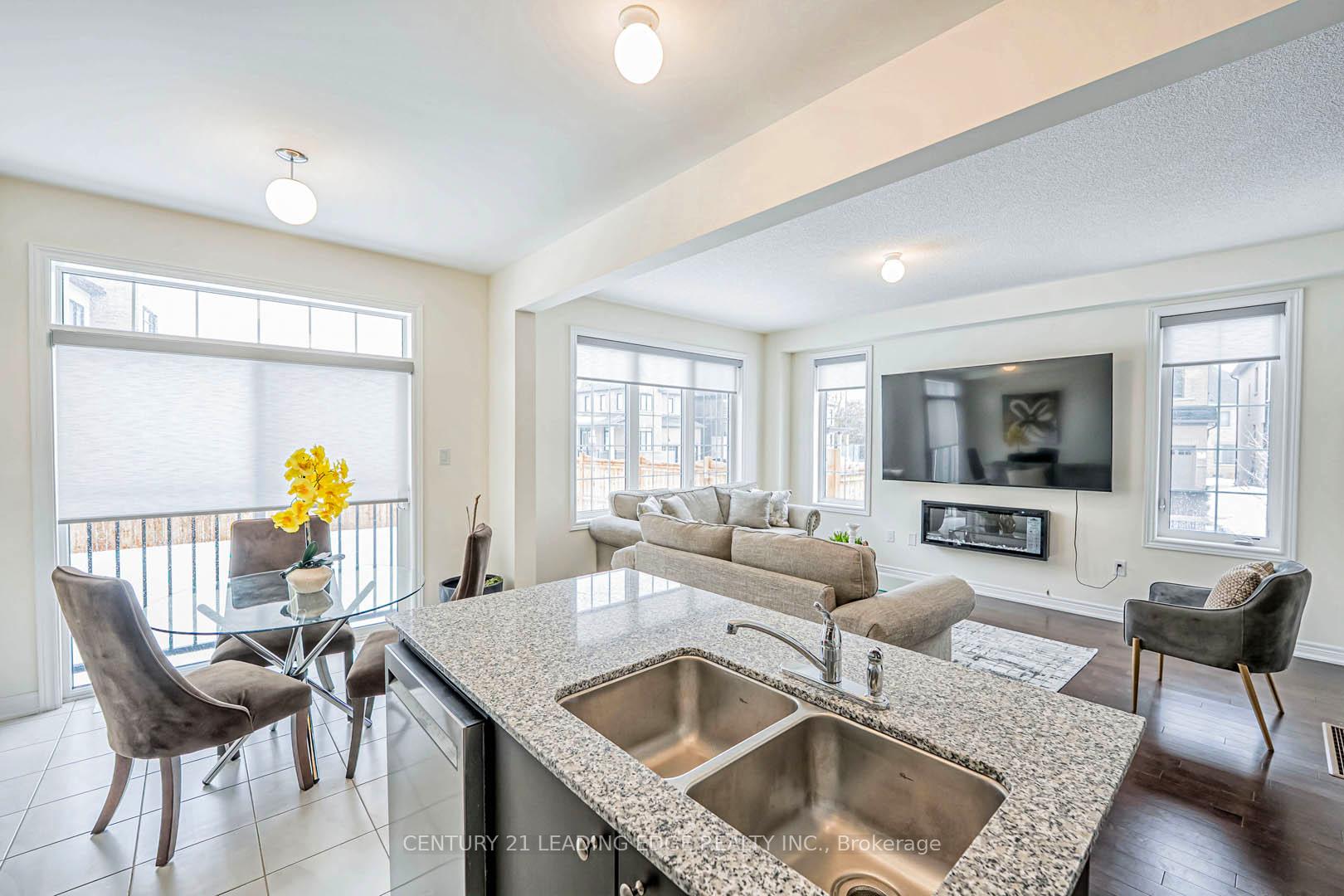 Photo 20 of 1 O'Reilly Street, Whitby, Rural Whitby — HOMEH