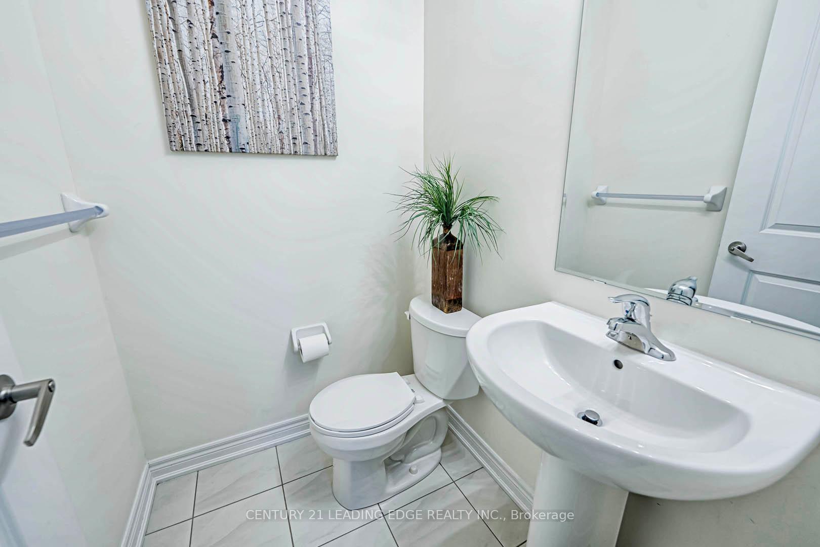 Photo 42 of 1 O'Reilly Street, Whitby, Rural Whitby — HOMEH