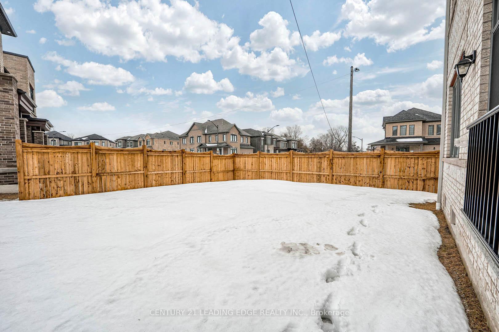 Photo 85 of 1 O'Reilly Street, Whitby, Rural Whitby — HOMEH
