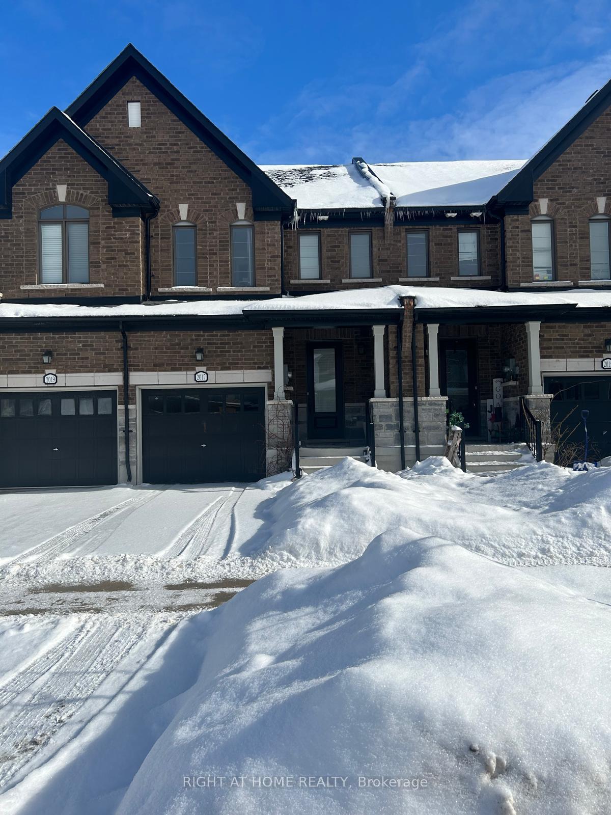 Front of 2017 Mullen Street