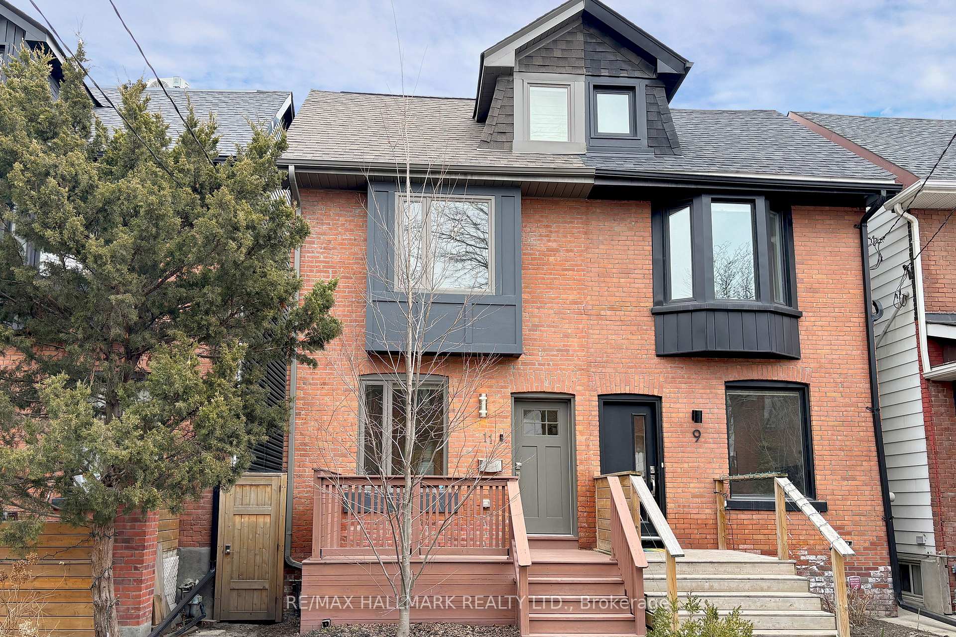 Front of 11 Empire Avenue