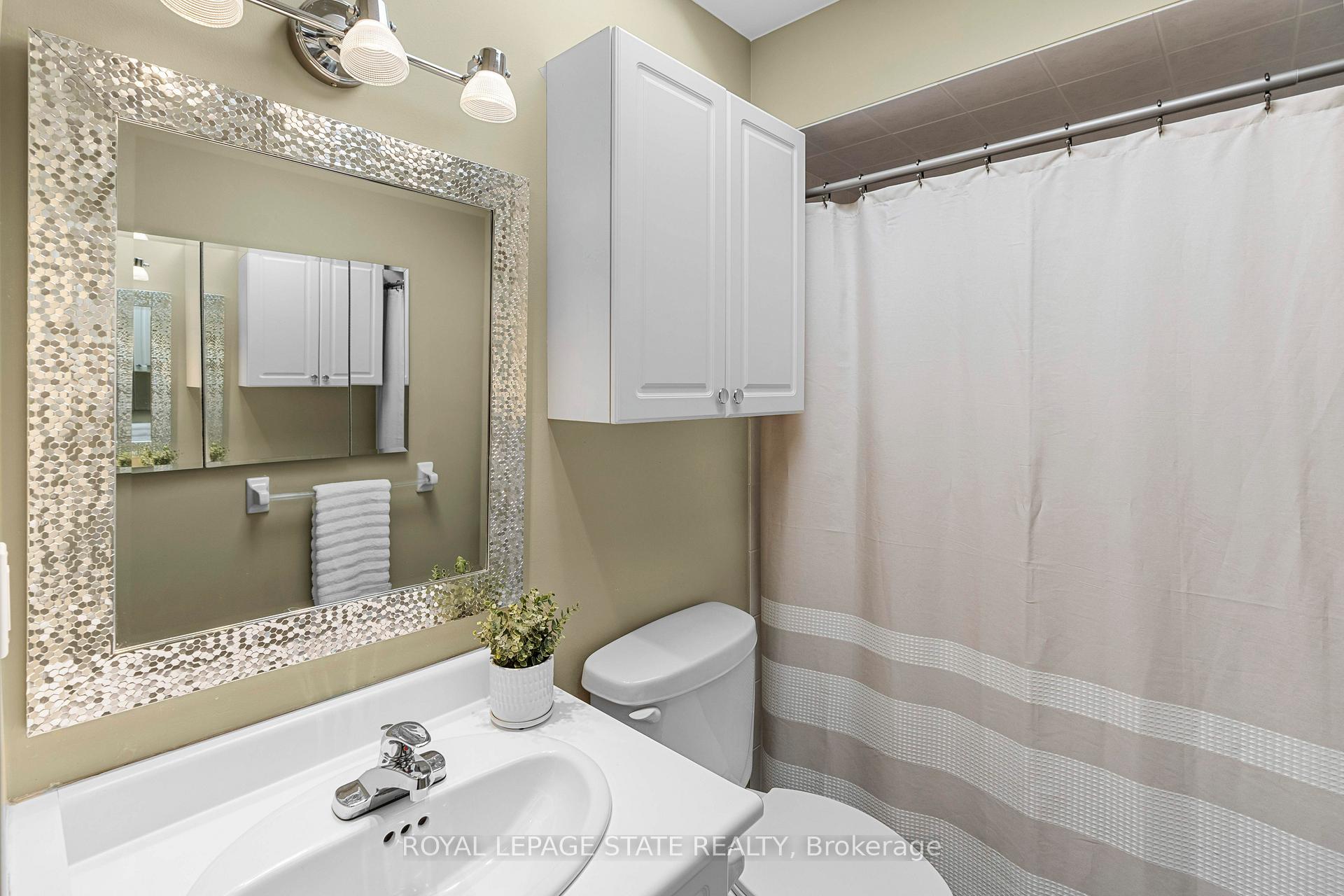 Photo 21 of Unit 39, 175 Fiddlers Green Road, Hamilton, Ancaster — HOMEH