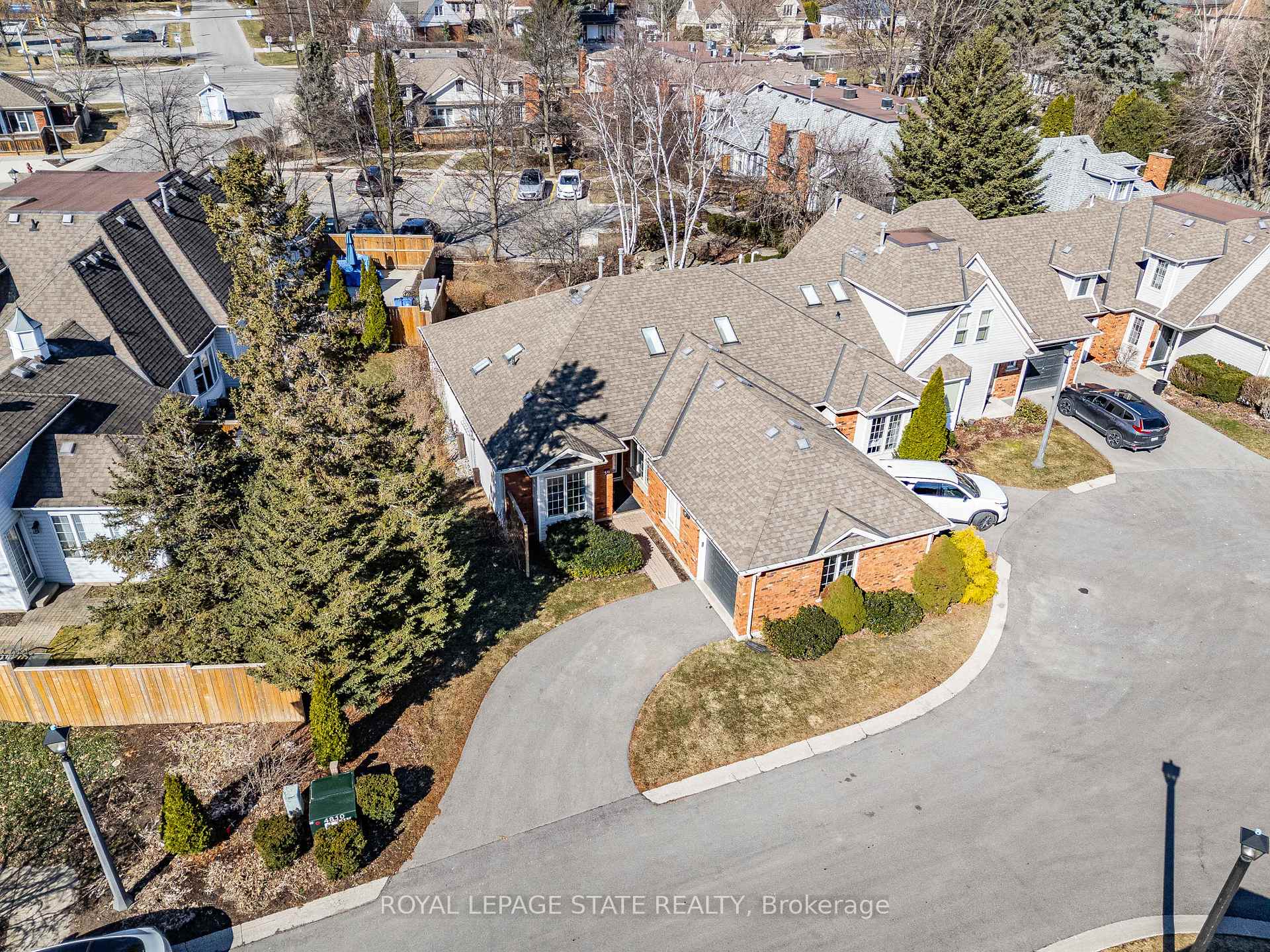 Photo 48 of Unit 39, 175 Fiddlers Green Road, Hamilton, Ancaster — HOMEH