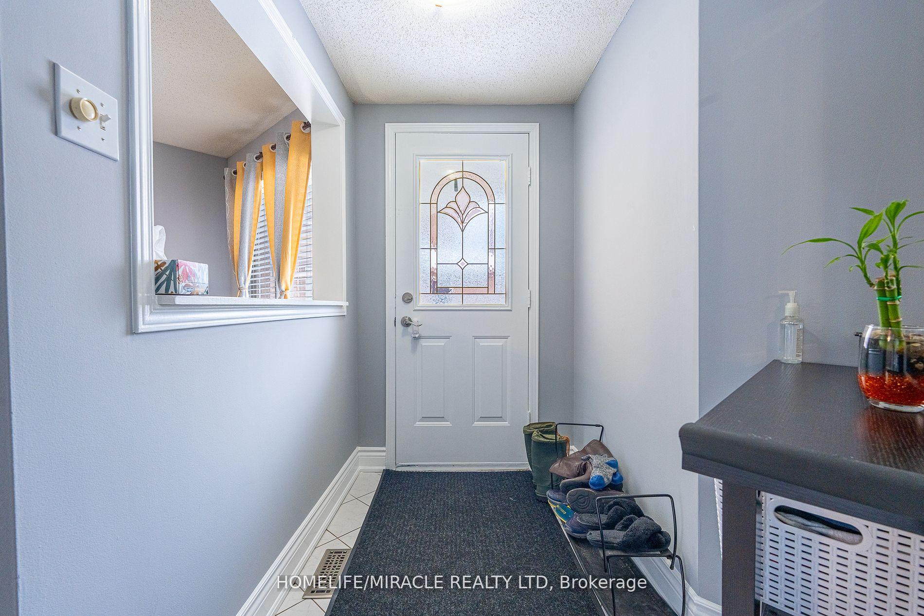 Photo 4 of 65 Hughes Crescent, Ajax, Central — HOMEH