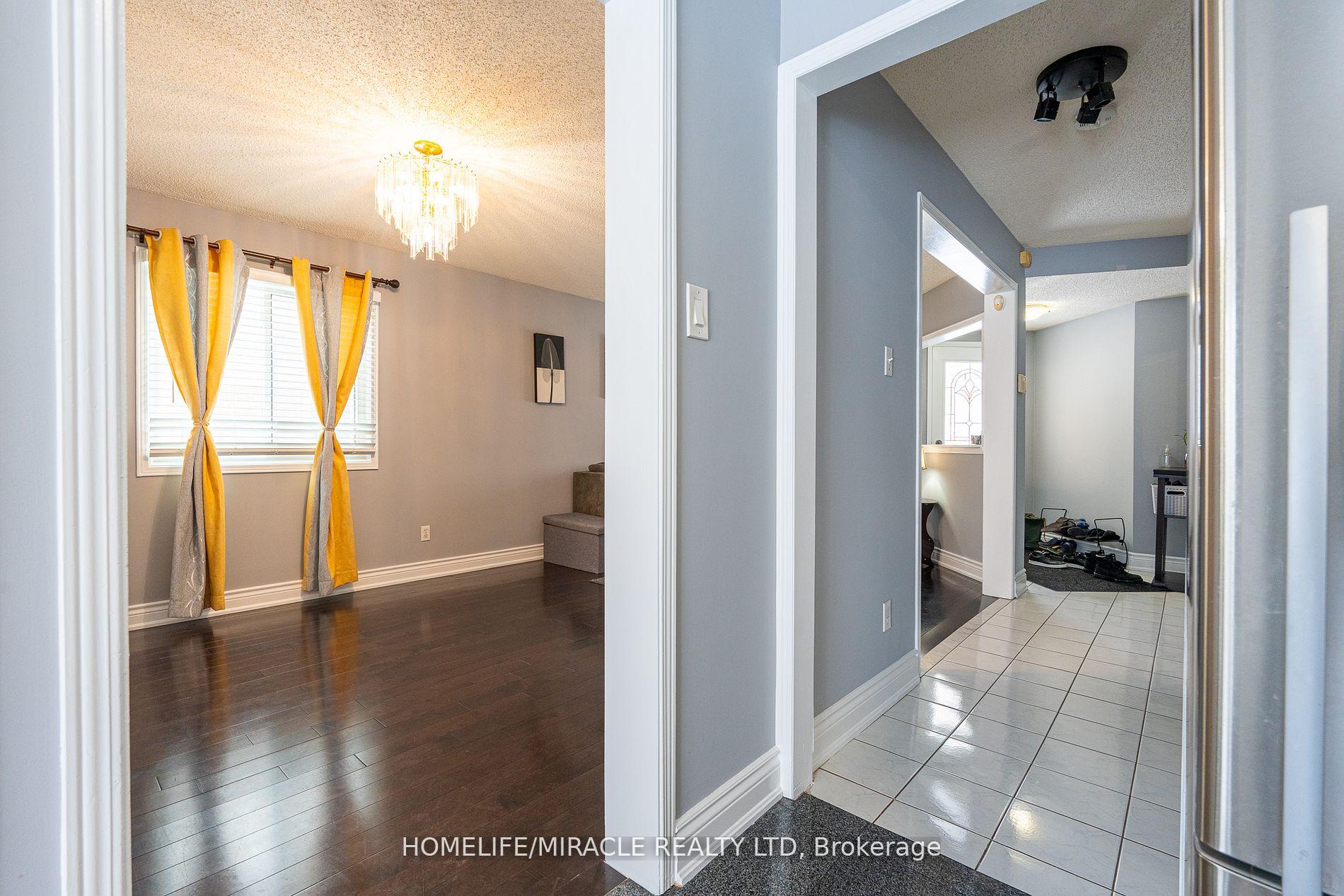 Photo 8 of 65 Hughes Crescent, Ajax, Central — HOMEH