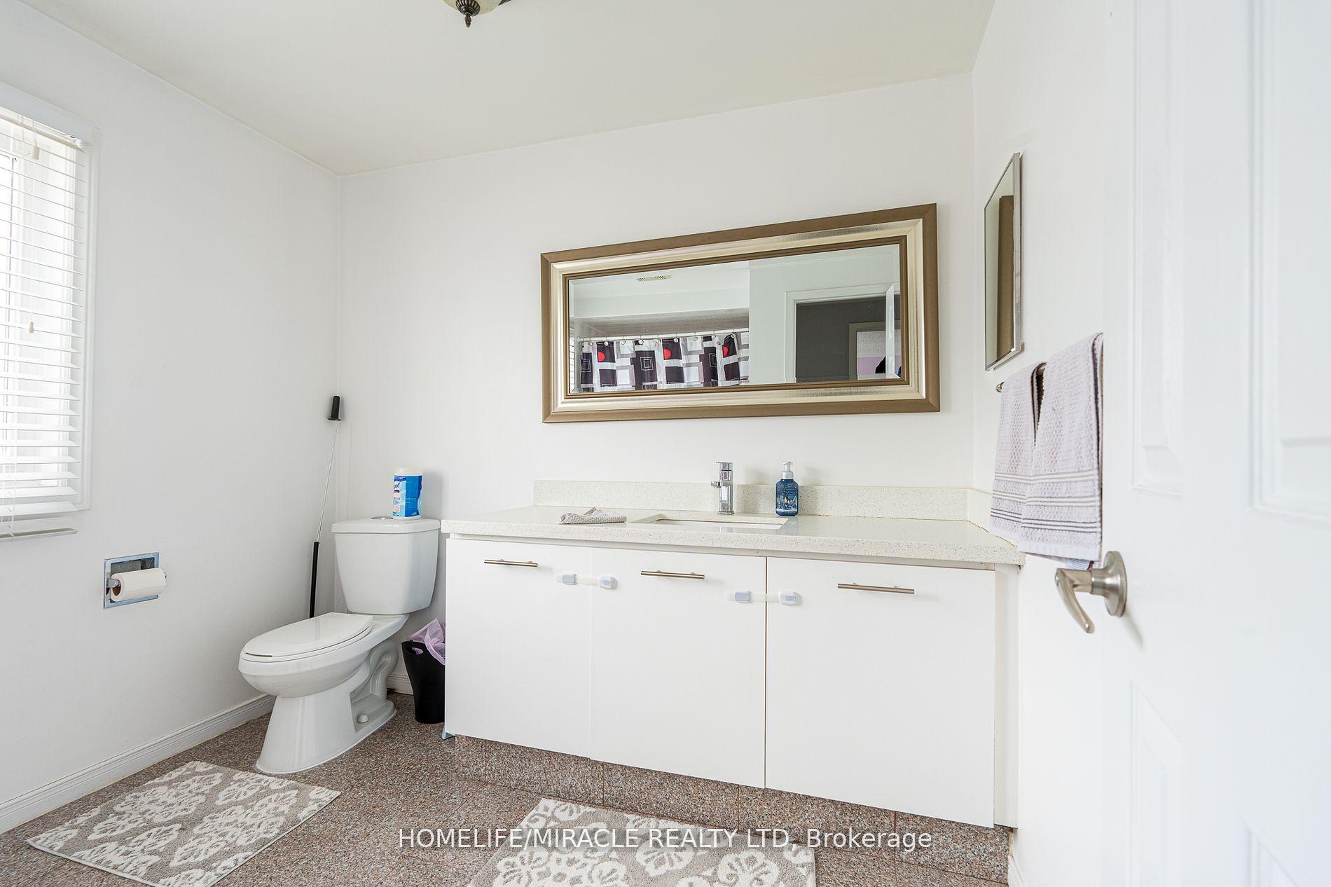 Photo 24 of 65 Hughes Crescent, Ajax, Central — HOMEH