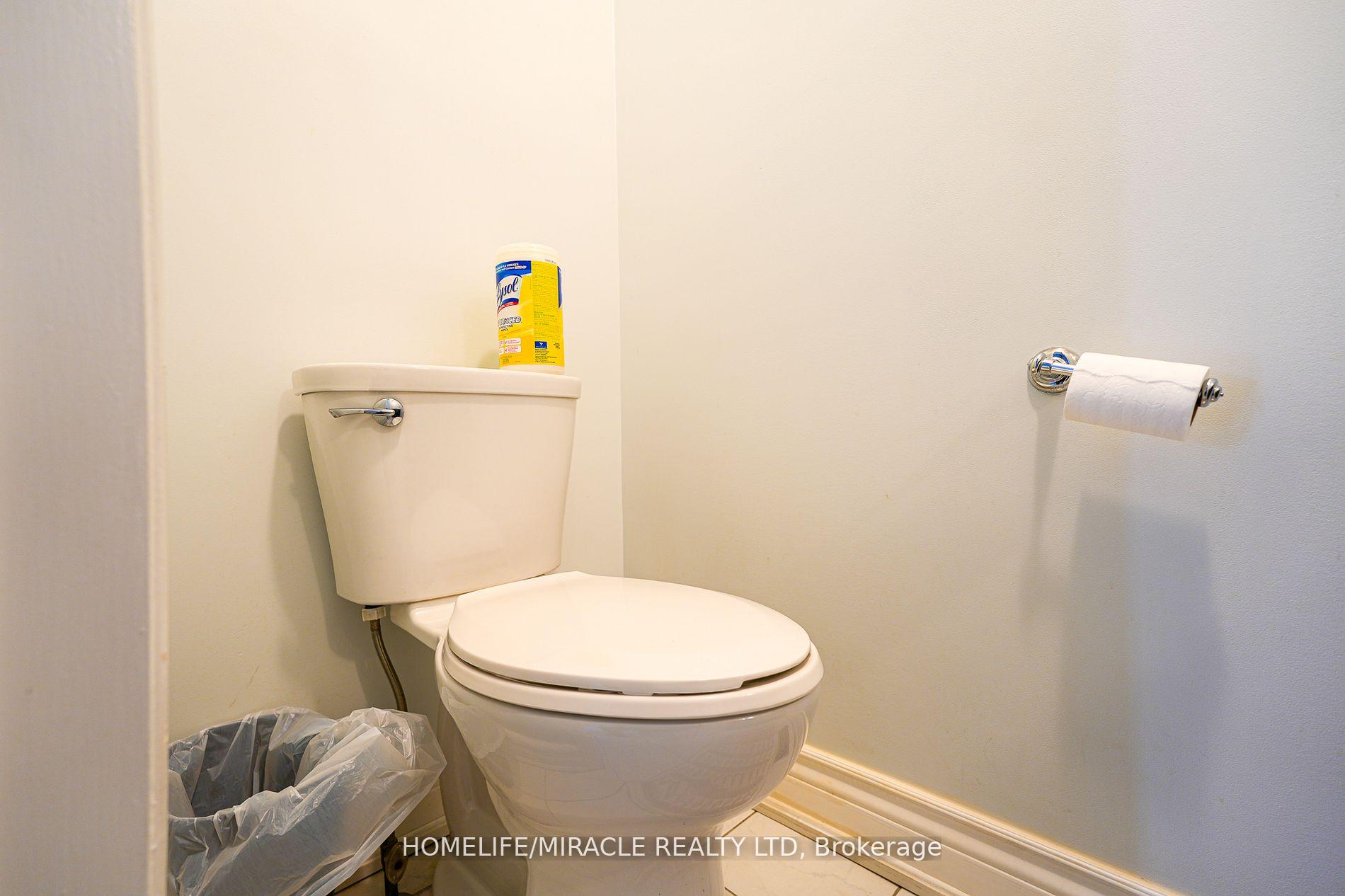 Photo 25 of 65 Hughes Crescent, Ajax, Central — HOMEH