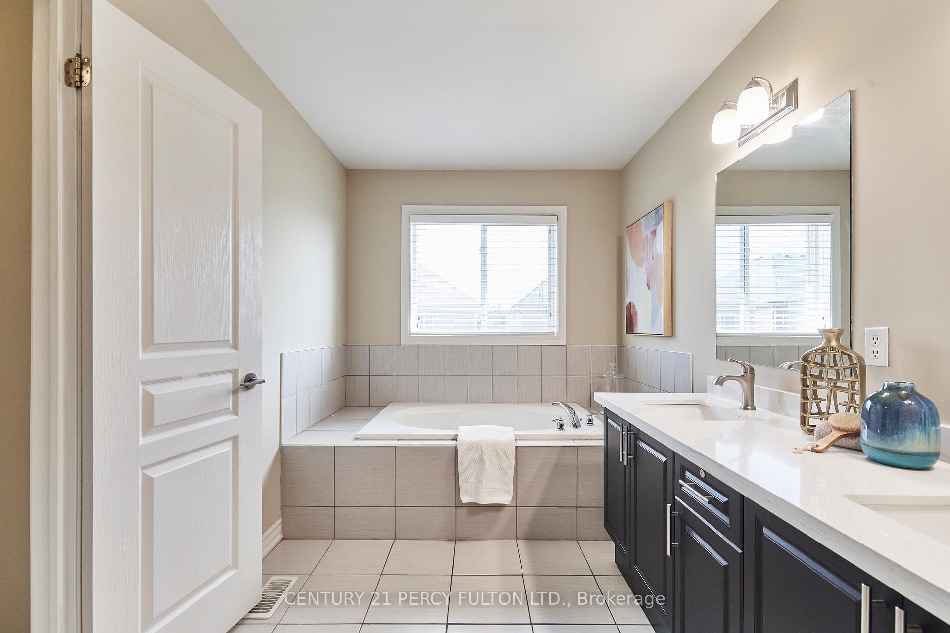 Photo 20 of 181 Blackwell Crescent, Oshawa, Windfields — HOMEH