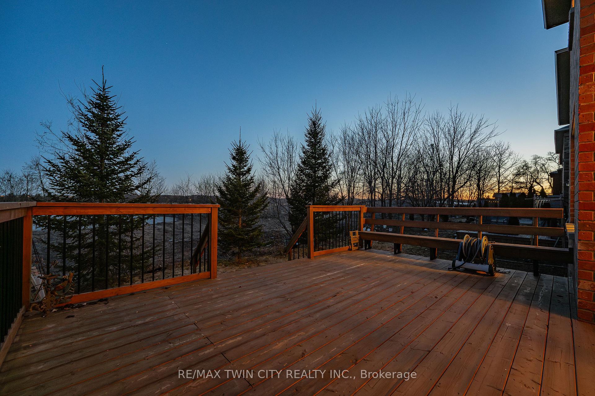 Photo 97 of 617 Pinery Trail, Waterloo — HOMEH