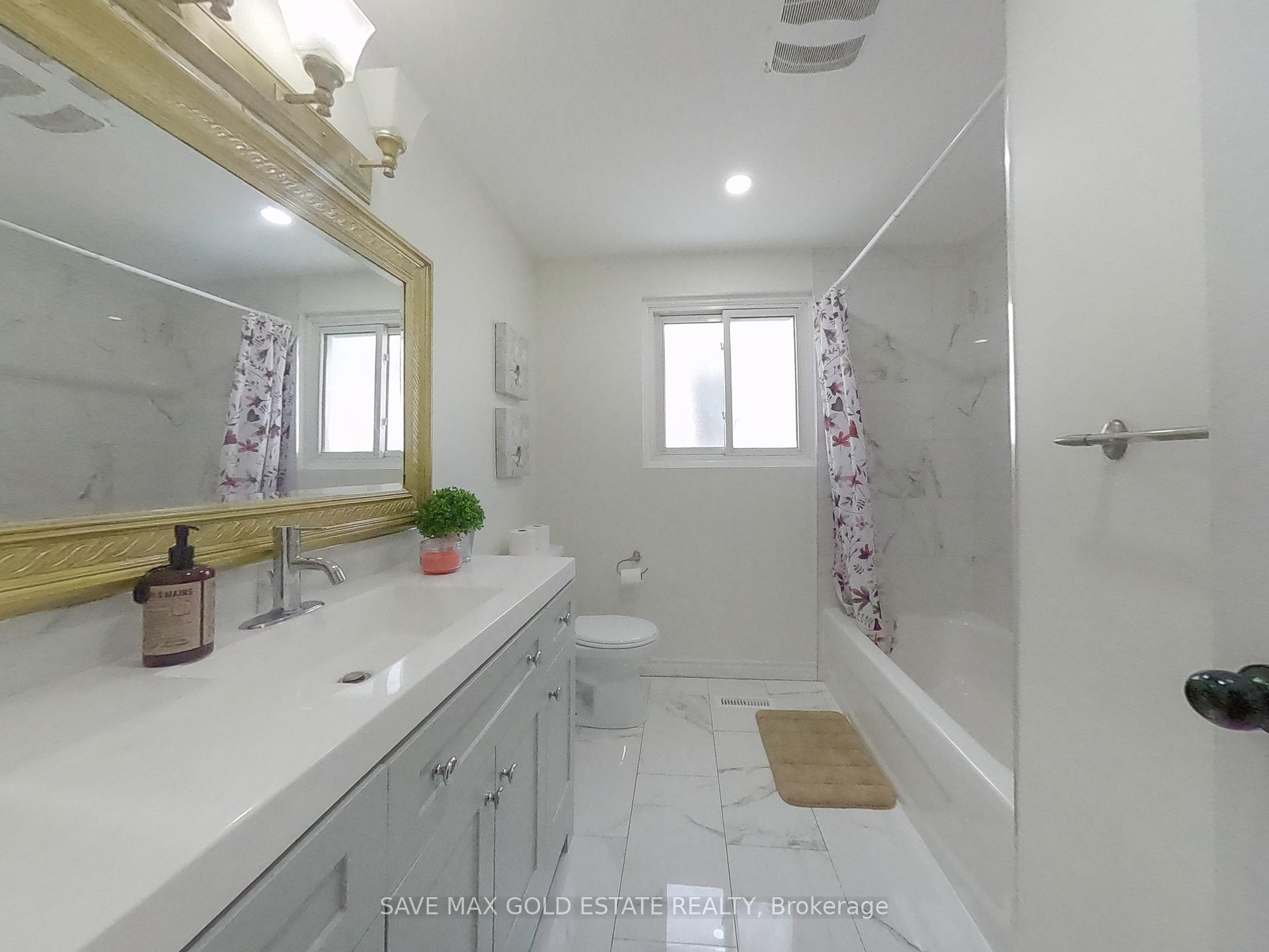 Photo 18 of 122 Hazelglen Drive, Kitchener — HOMEH