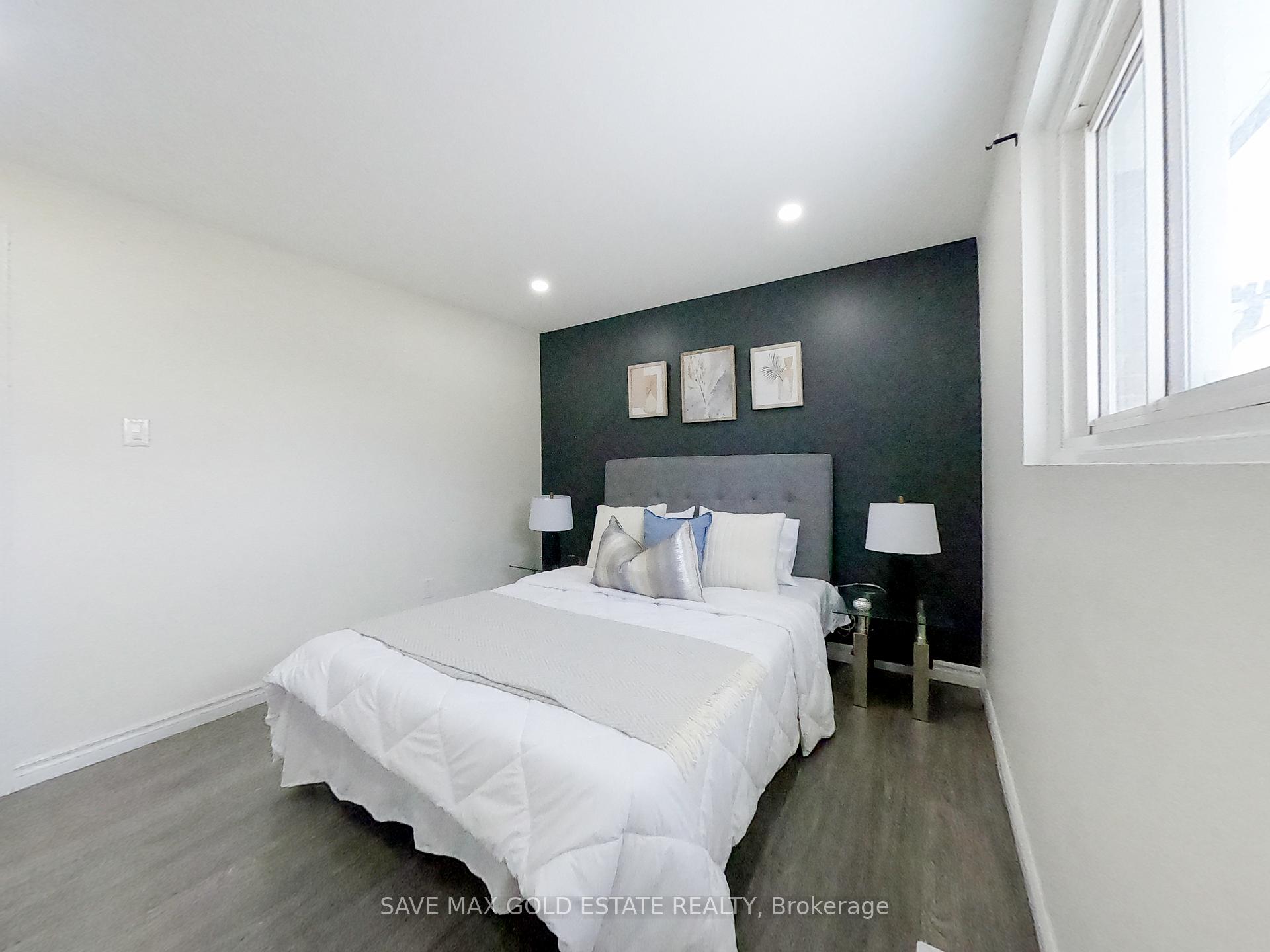 Photo 23 of 122 Hazelglen Drive, Kitchener — HOMEH