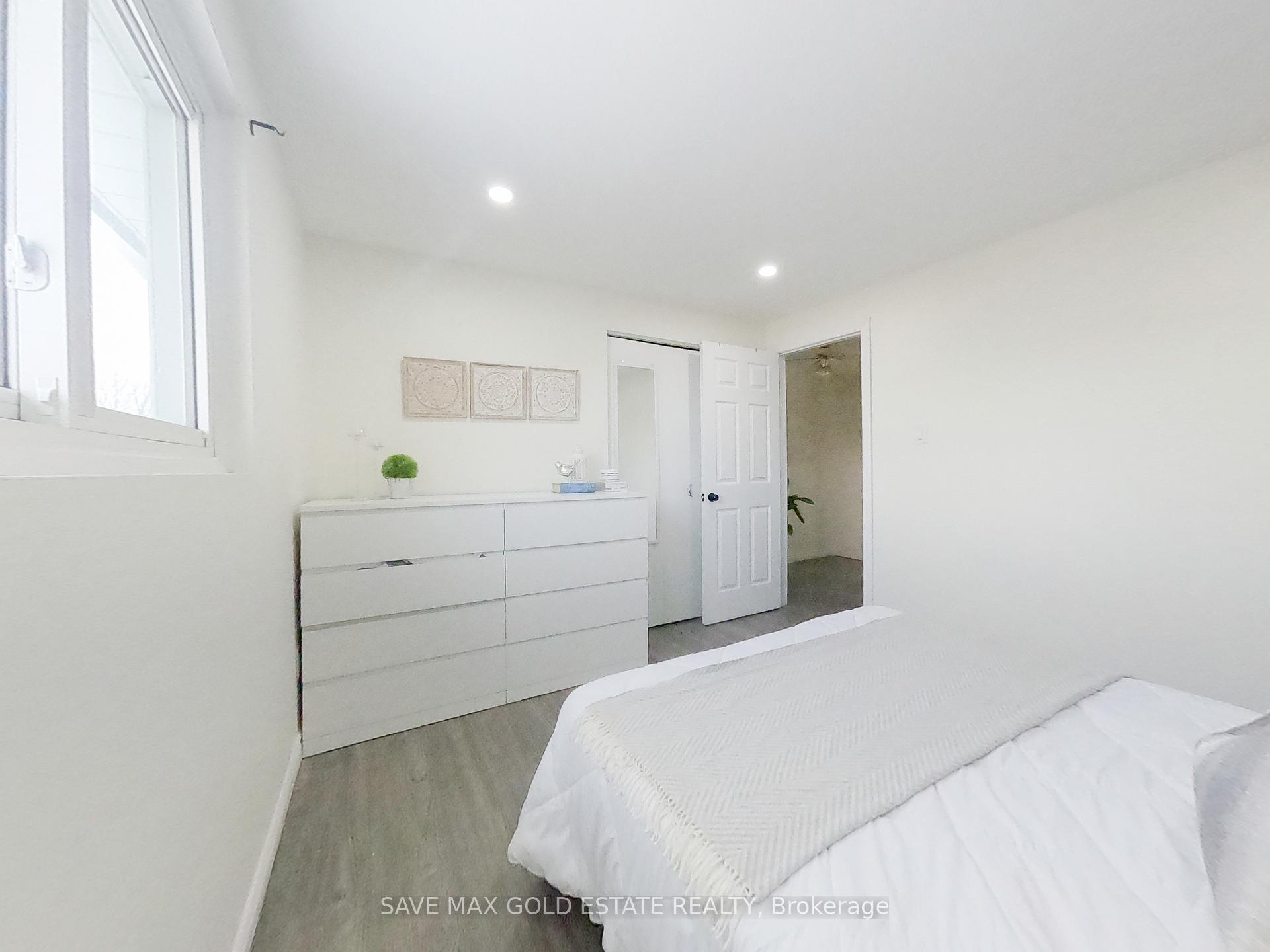 Photo 24 of 122 Hazelglen Drive, Kitchener — HOMEH