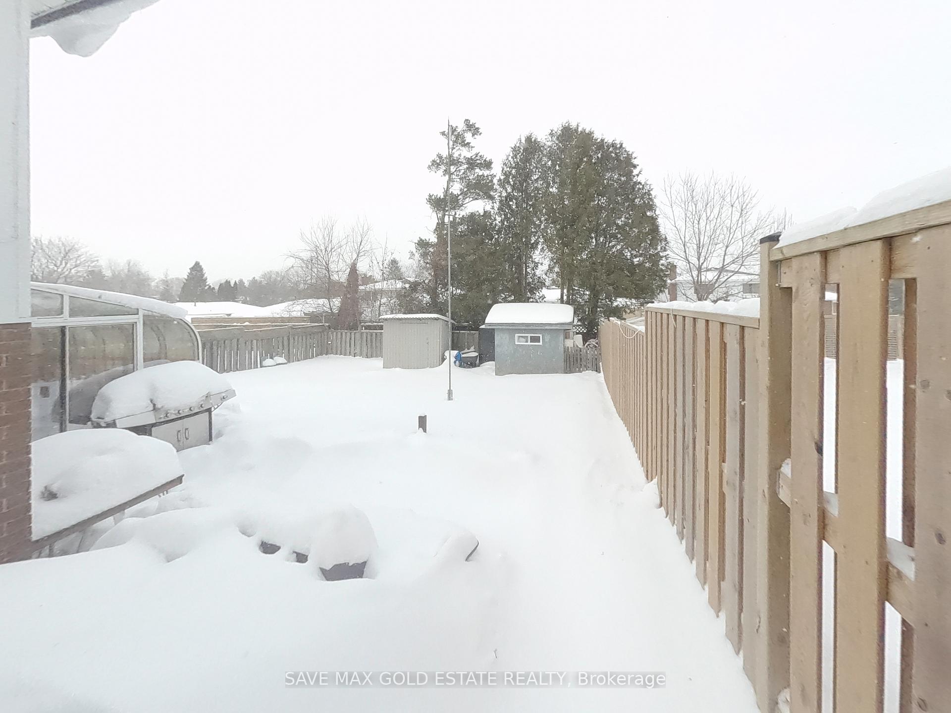 Photo 35 of 122 Hazelglen Drive, Kitchener — HOMEH