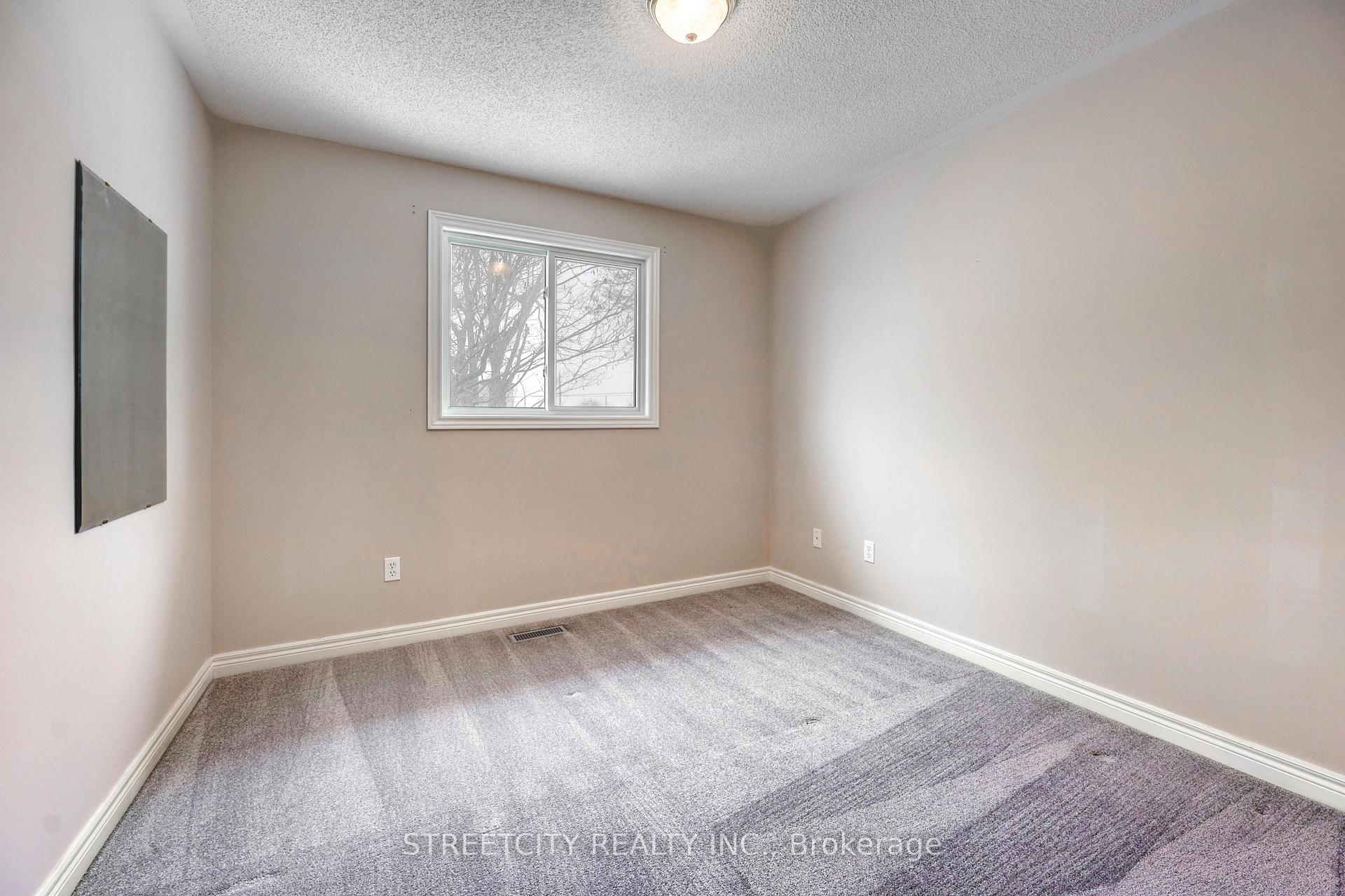 Photo 20 of 60 D'Andrea Trail, Sarnia — HOMEH