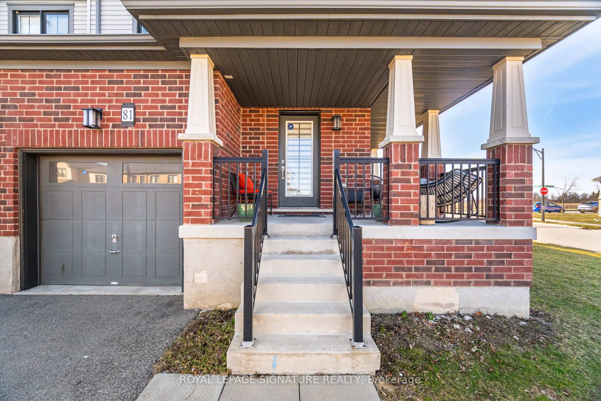 Photo 5 of 81 Sherway Street, Hamilton, Stoney Creek Mountain — HOMEH