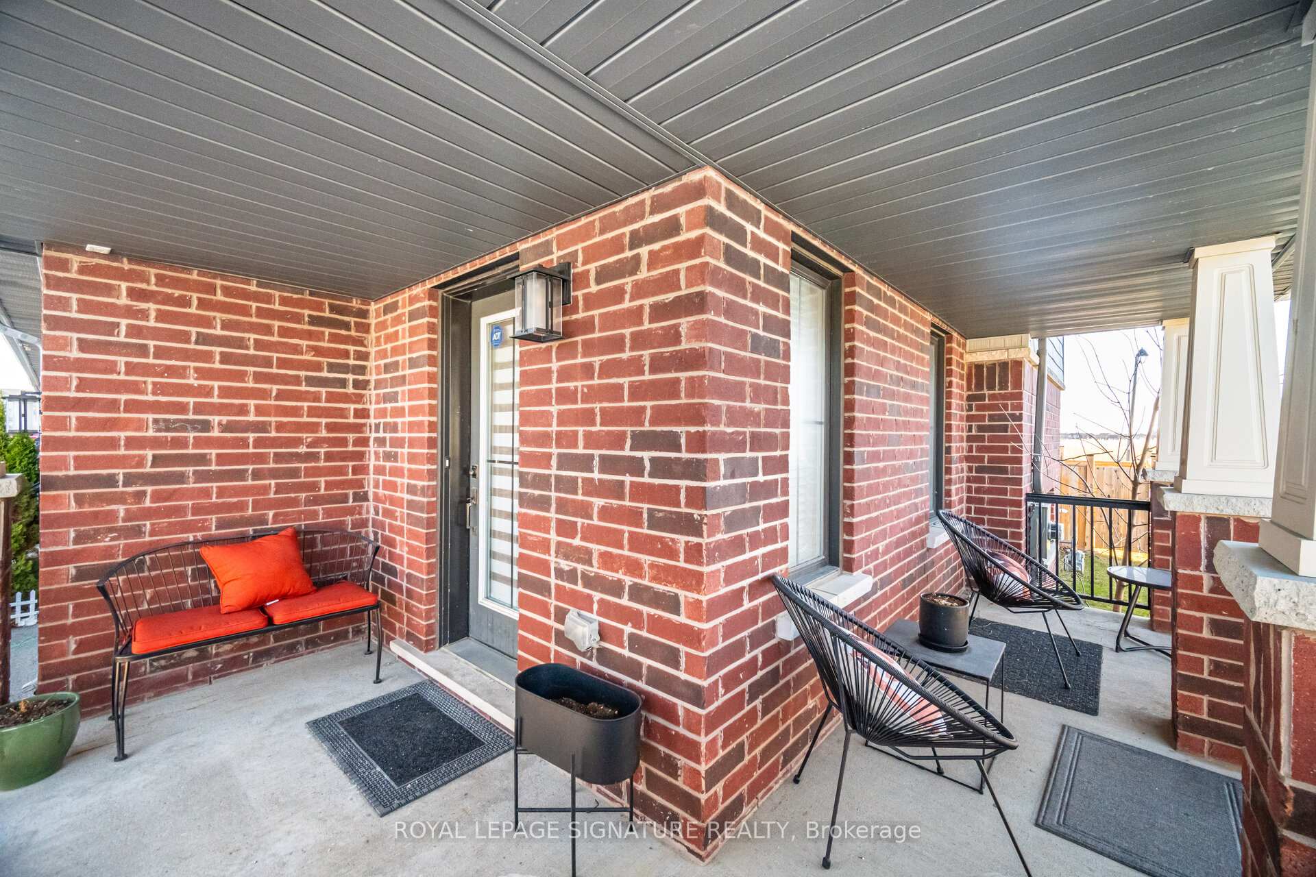Photo 6 of 81 Sherway Street, Hamilton, Stoney Creek Mountain — HOMEH