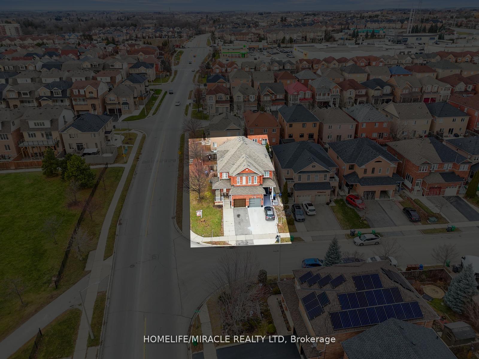 Photo 7 of 46 Clementine Drive, Brampton, Bram West — HOMEH