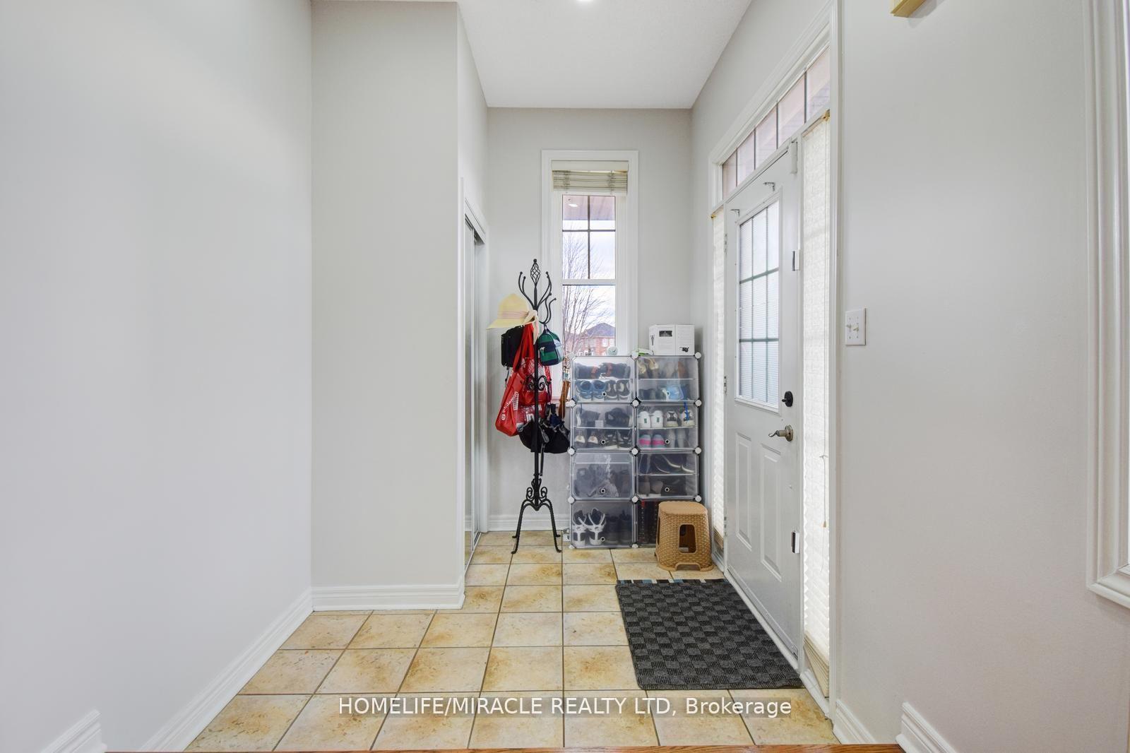 Photo 11 of 46 Clementine Drive, Brampton, Bram West — HOMEH