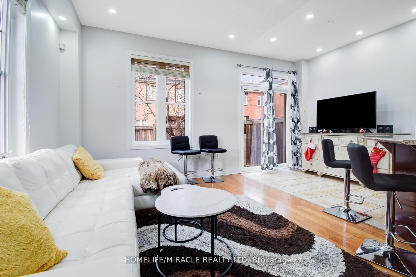 Photo 23 of 46 Clementine Drive, Brampton, Bram West — HOMEH